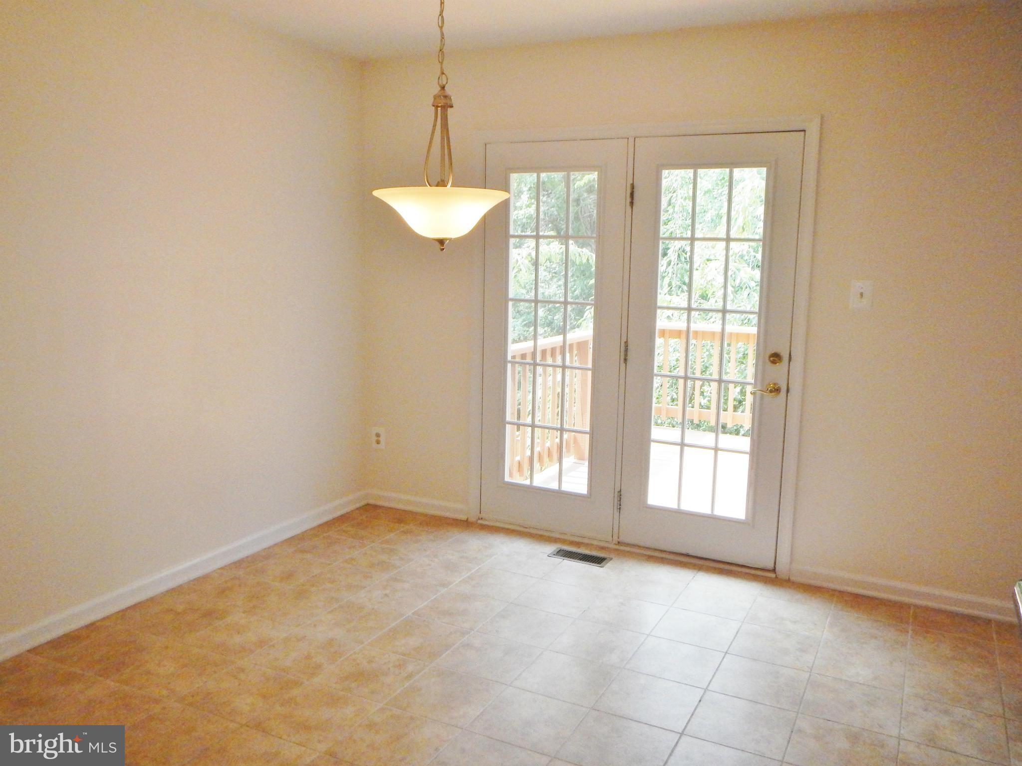 KINGSTOWNE - Residential Lease