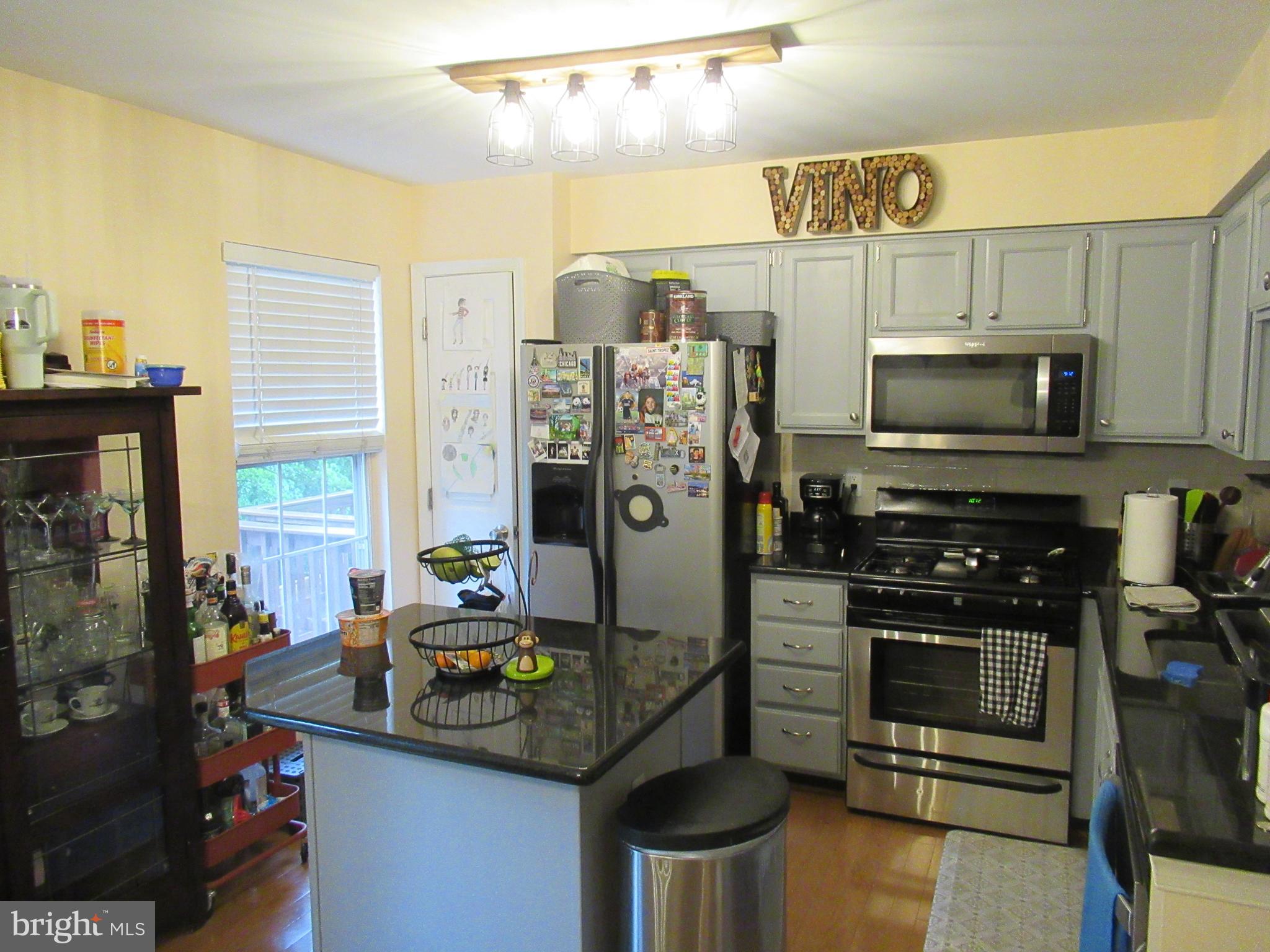 KINGSTOWNE - Residential Lease