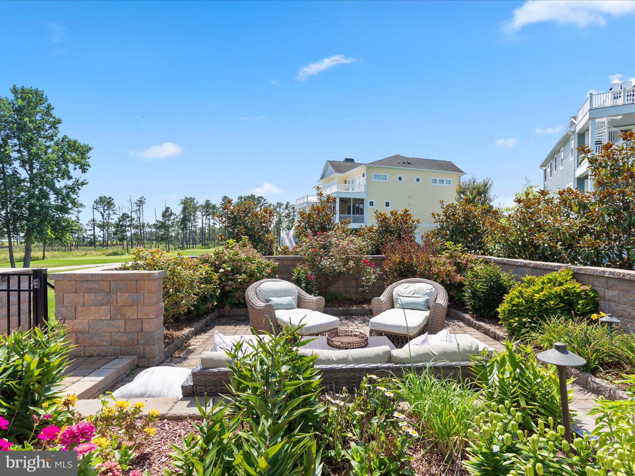 PENINSULA - Residential