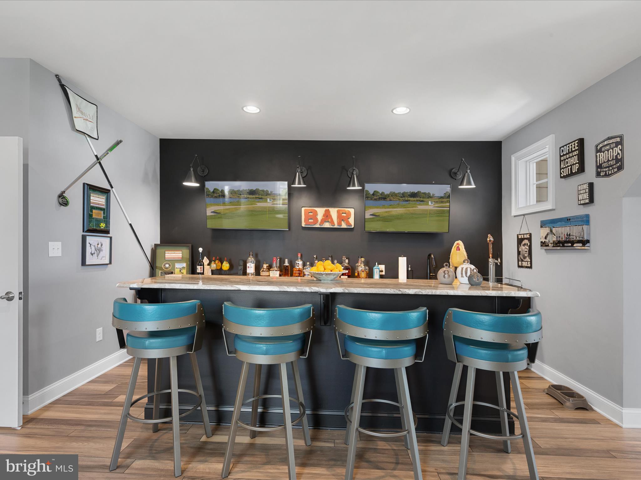 PENINSULA - Residential