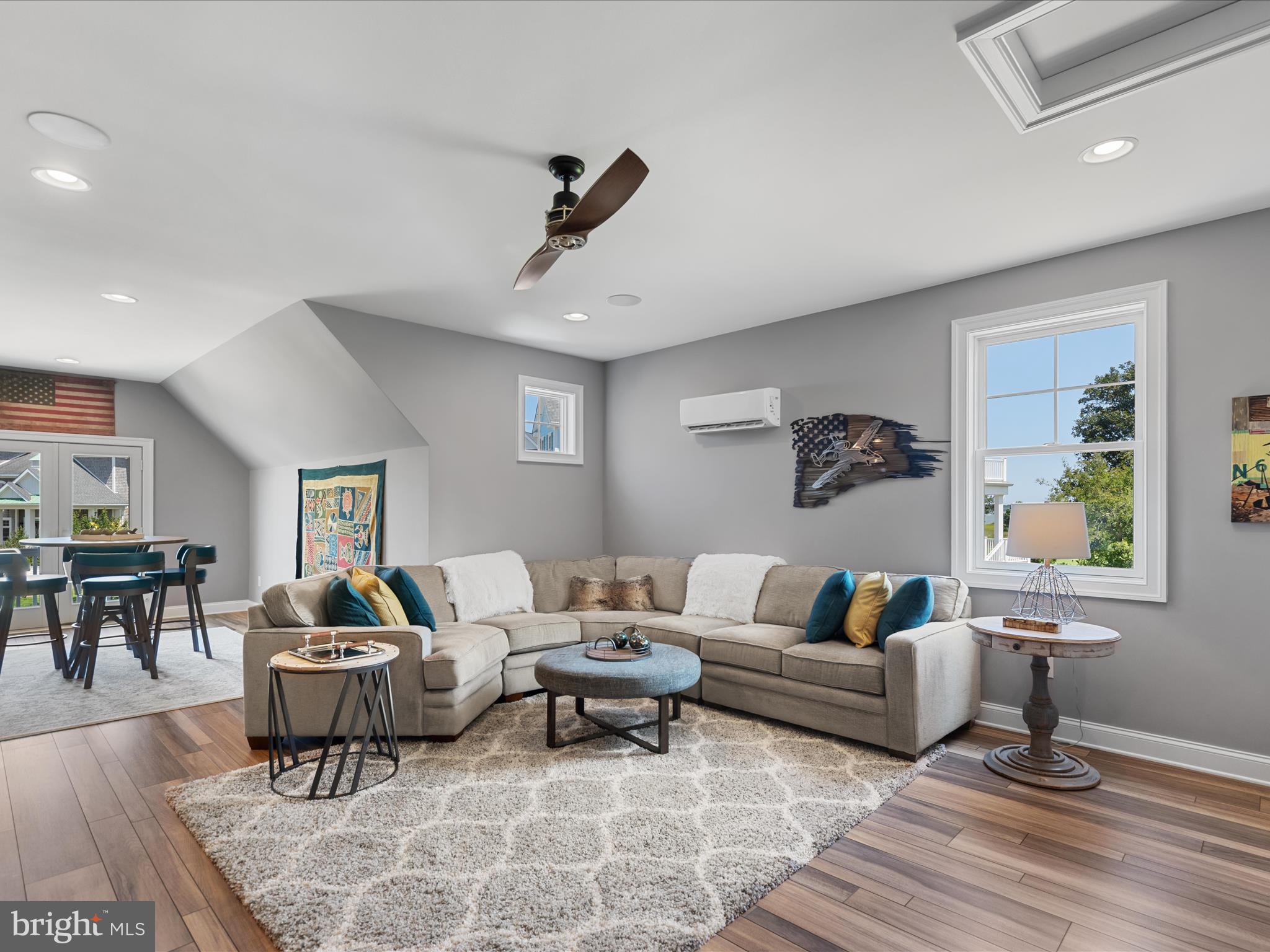 PENINSULA - Residential