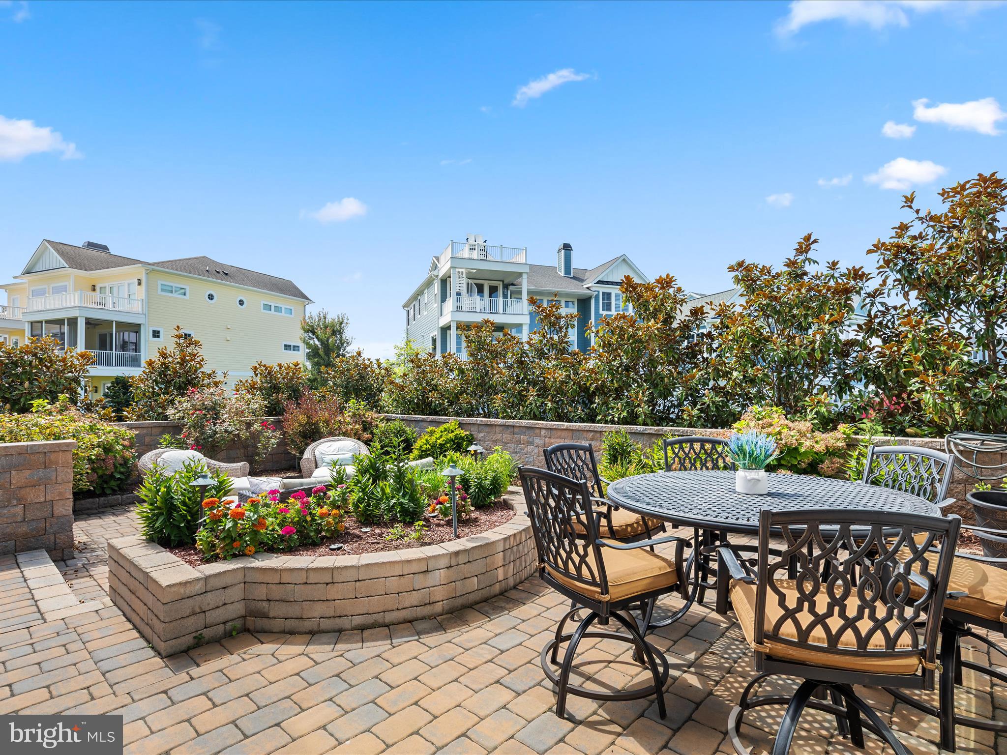 PENINSULA - Residential