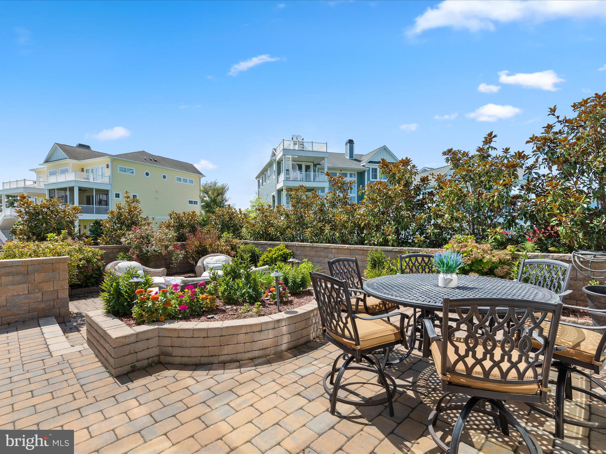 PENINSULA - Residential