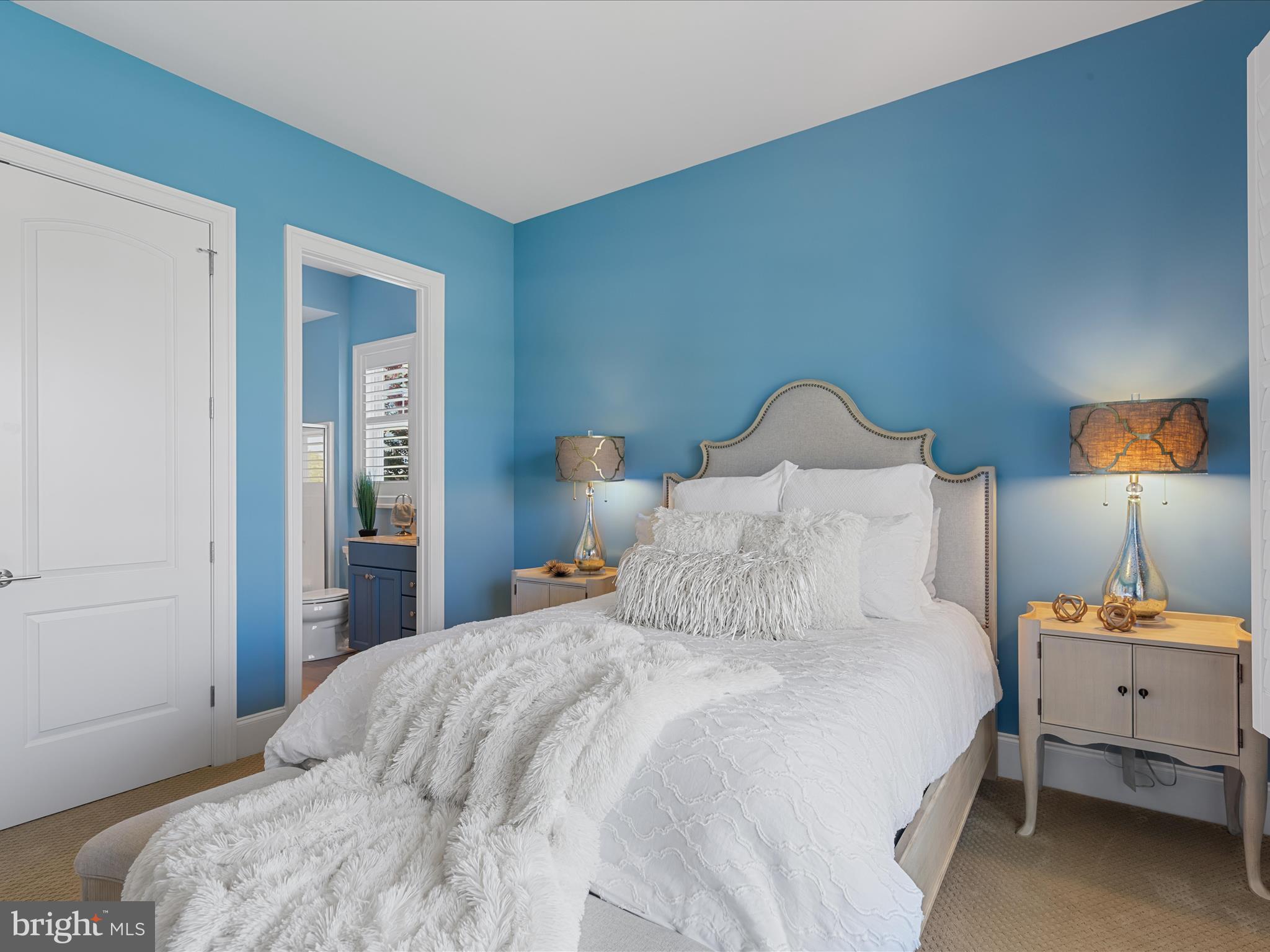 PENINSULA - Residential