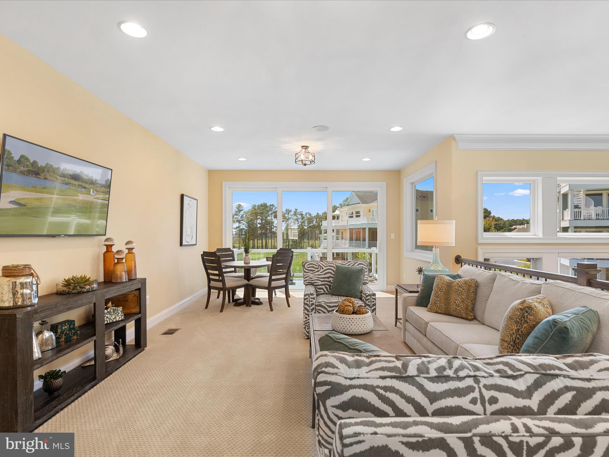 PENINSULA - Residential