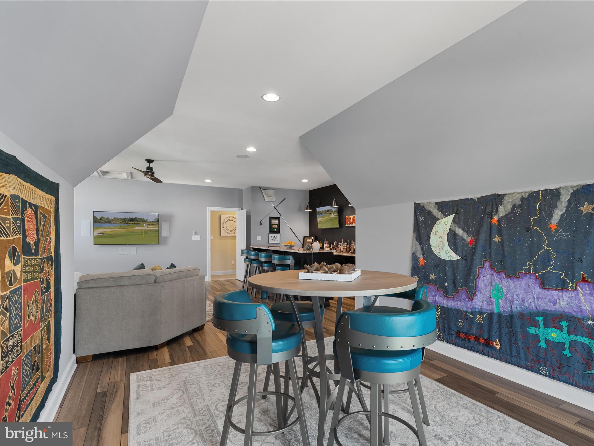 PENINSULA - Residential