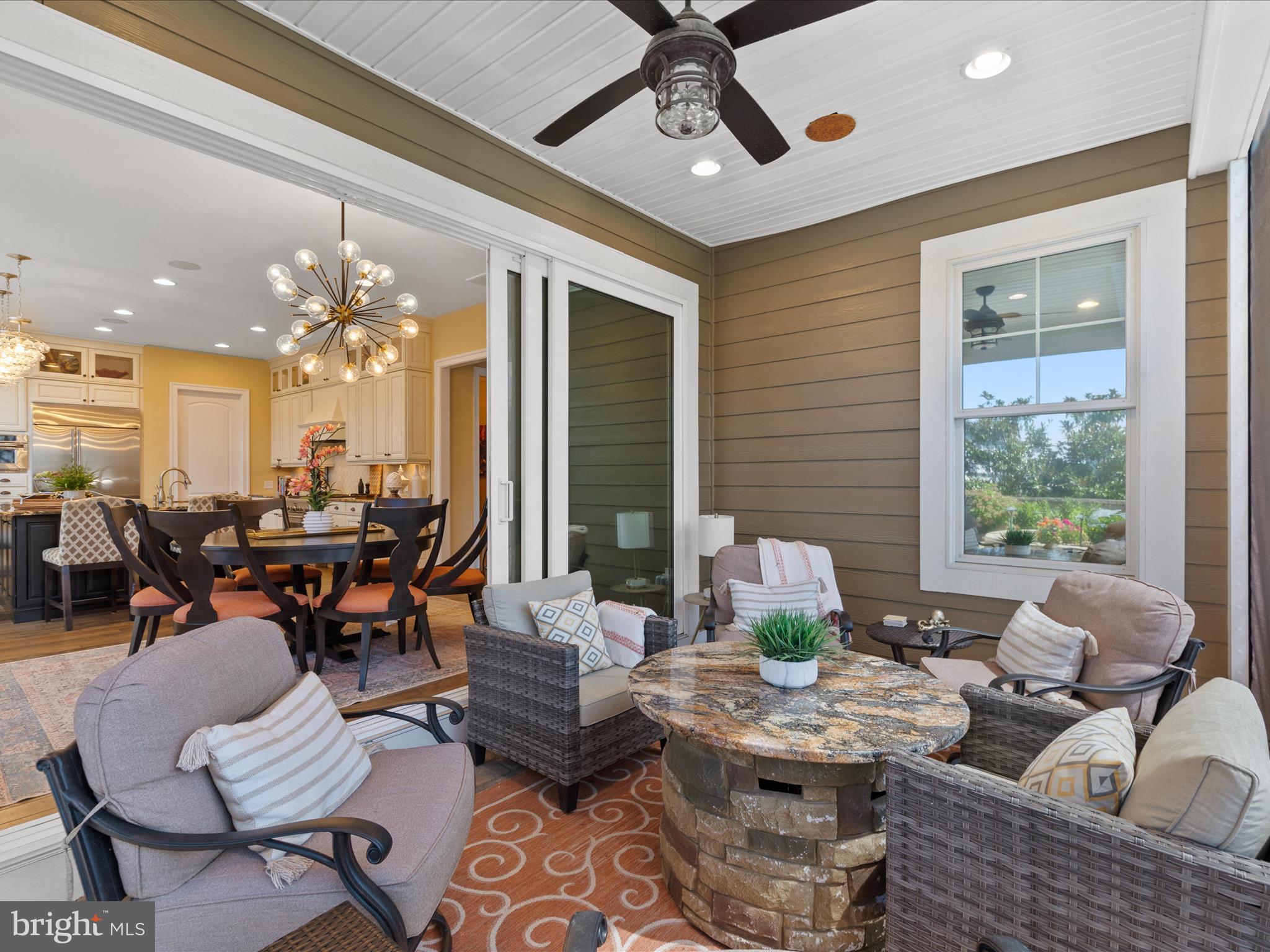 PENINSULA - Residential