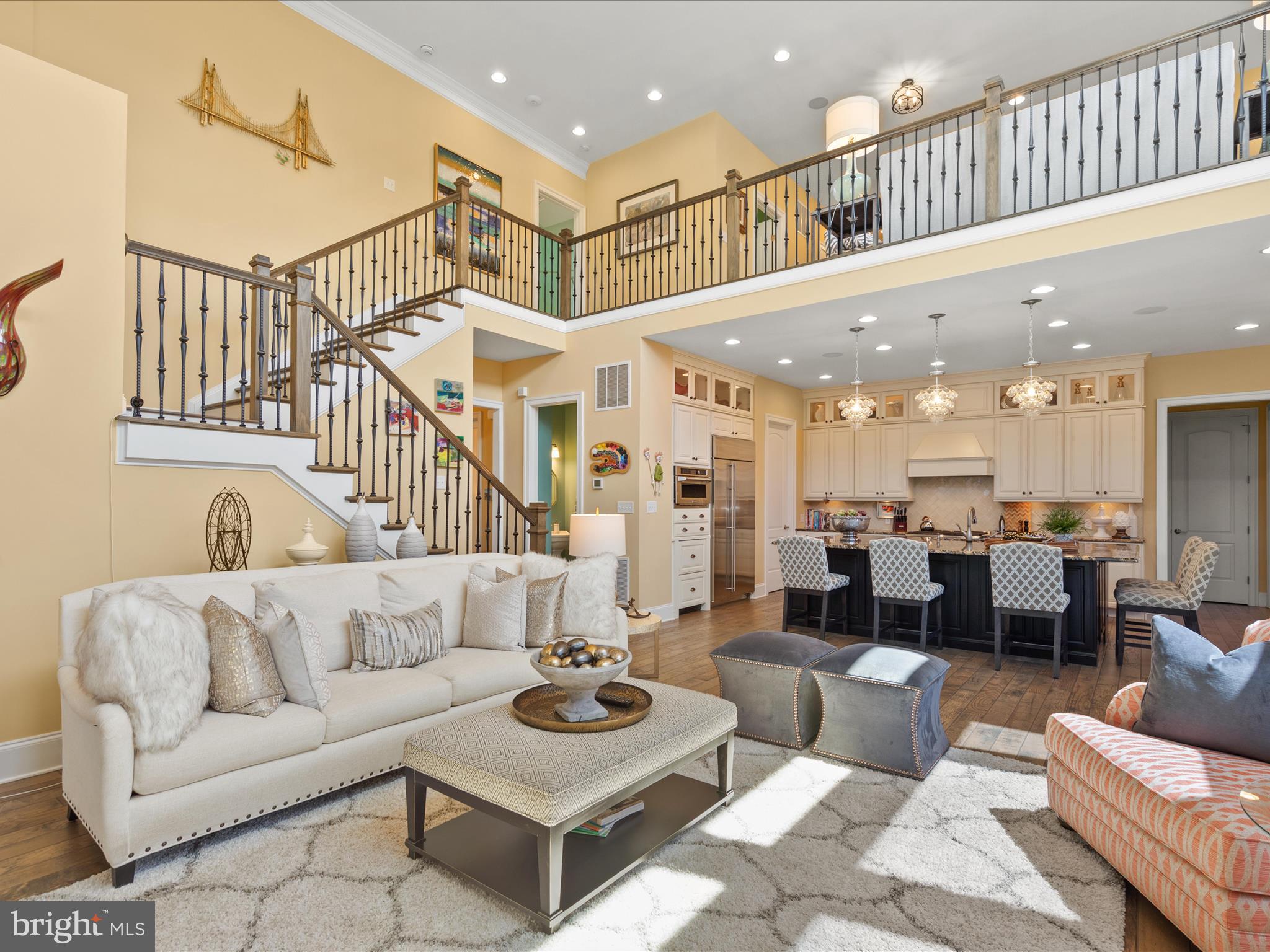 PENINSULA - Residential