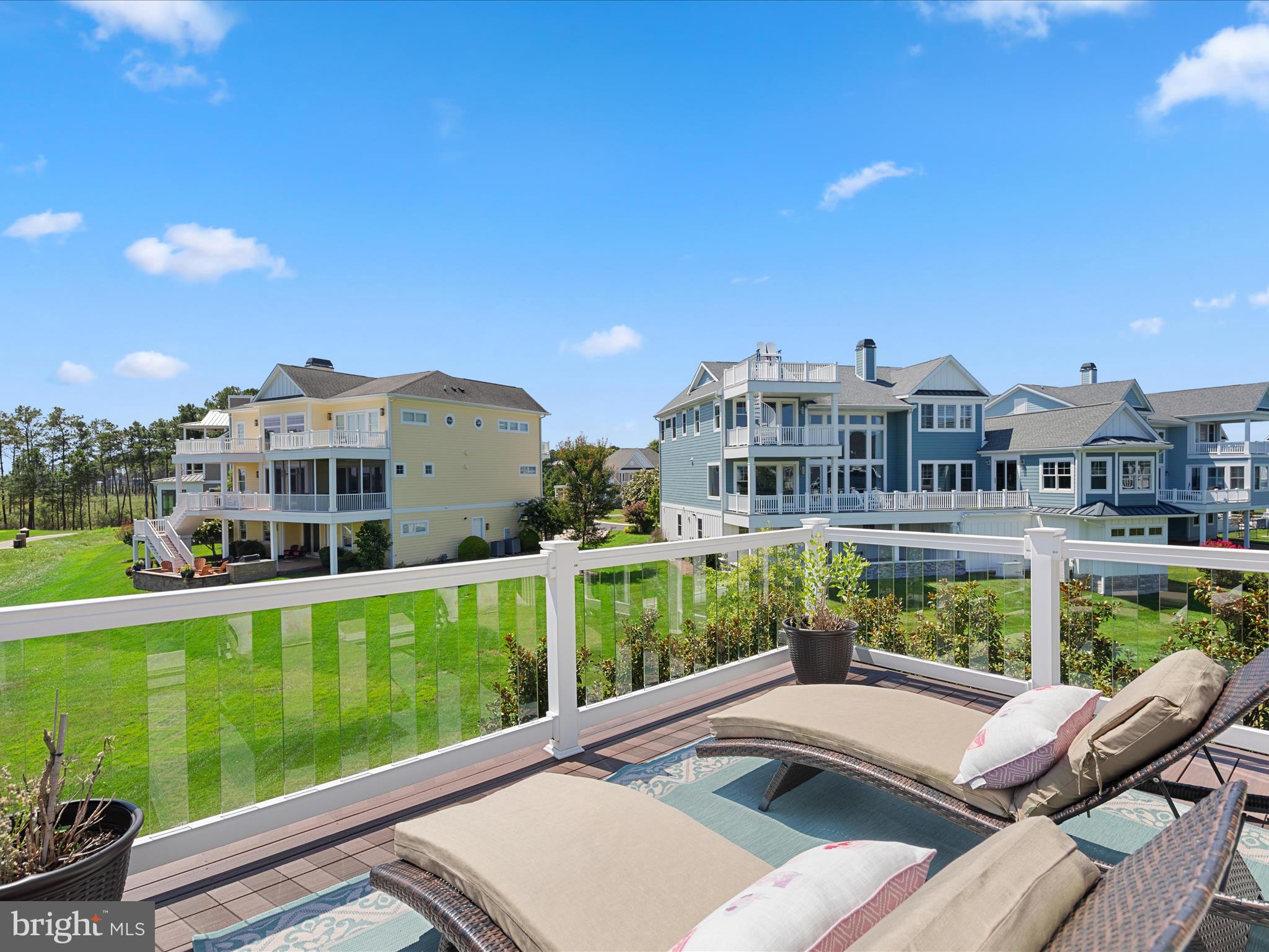 PENINSULA - Residential