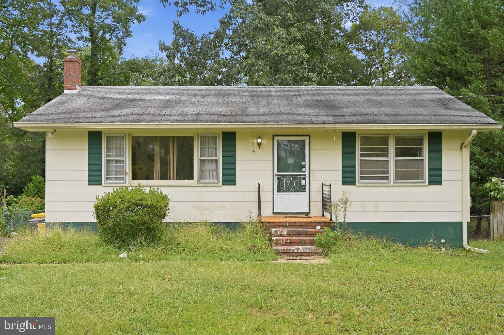 293 CEDAR LANE