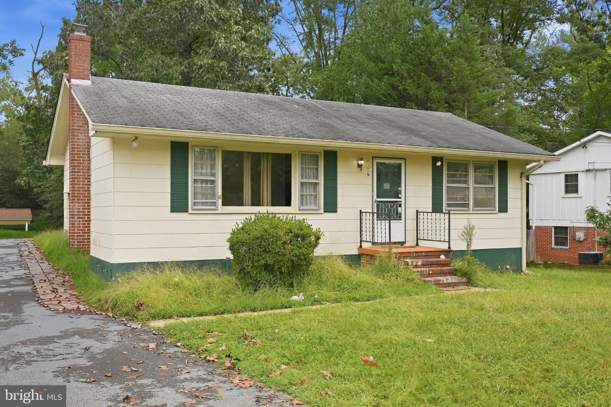 293 CEDAR LANE