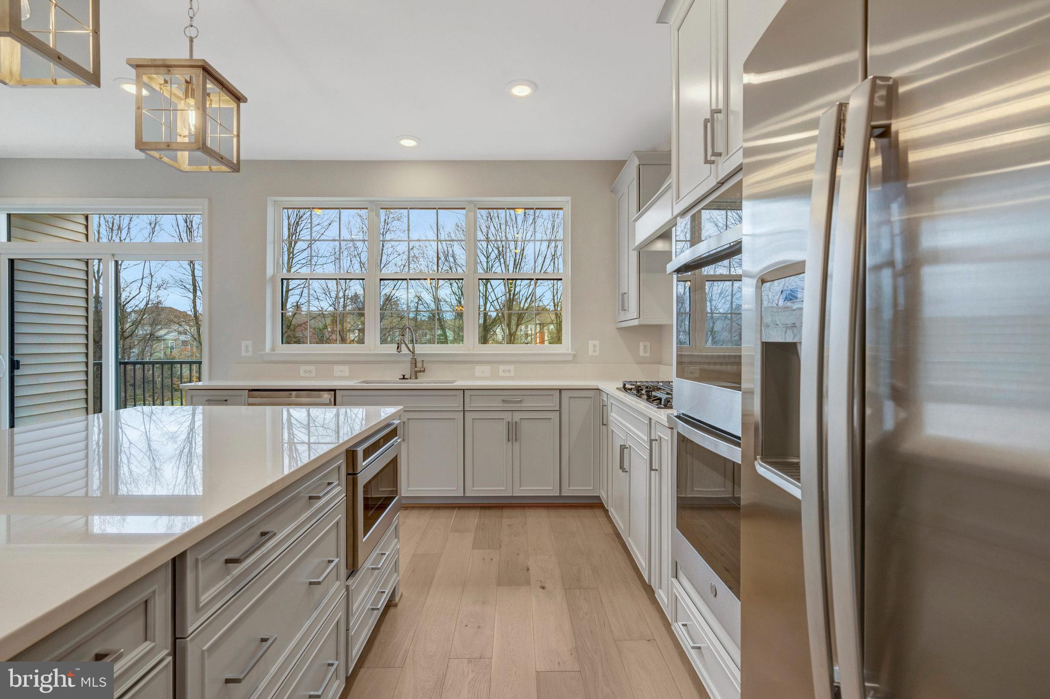 ENCLAVE AT FAIR LAKES - Residential