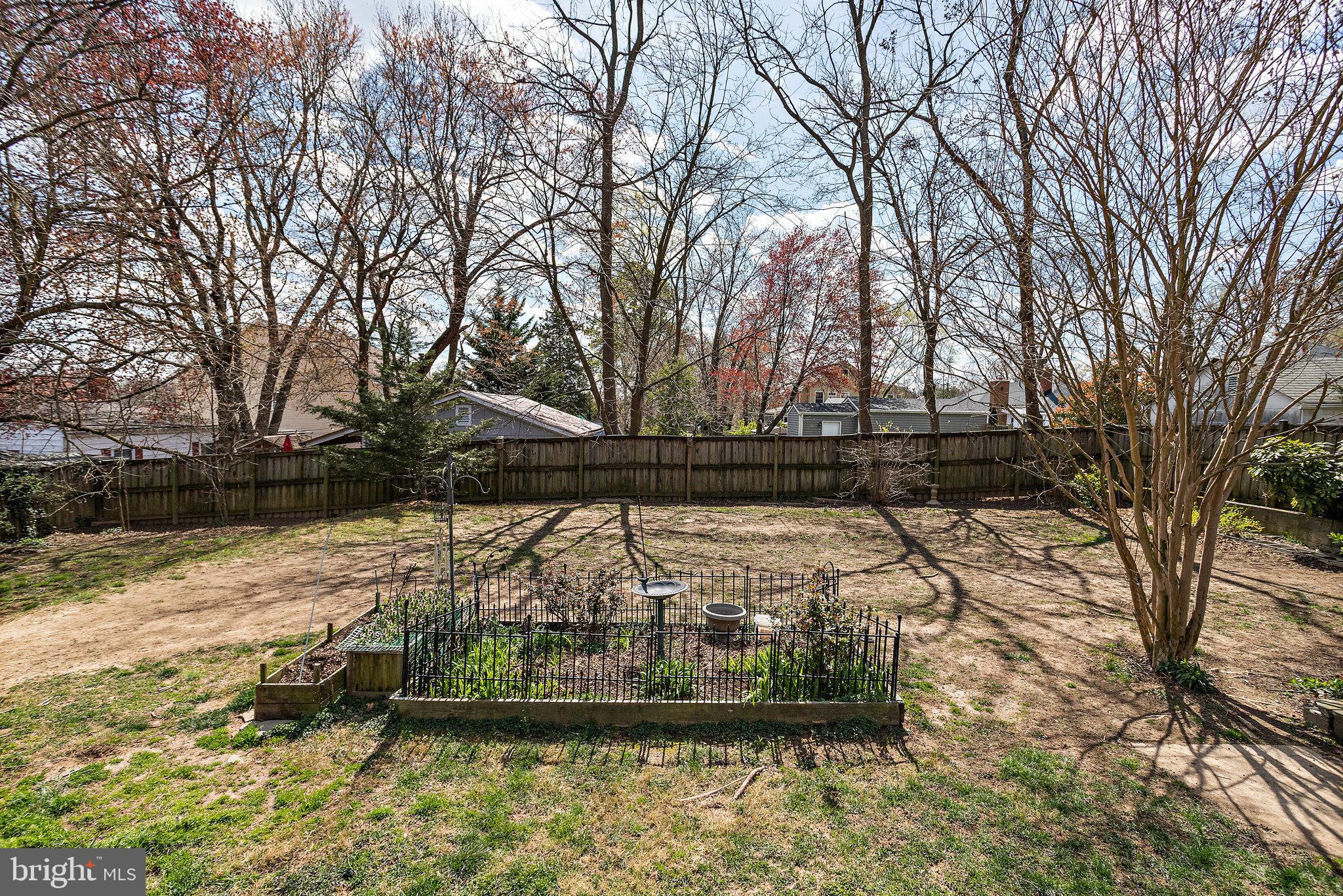 TREMONT GARDENS - Residential