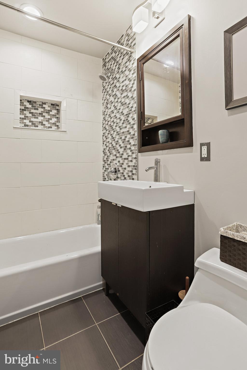 TREMONT GARDENS - Residential