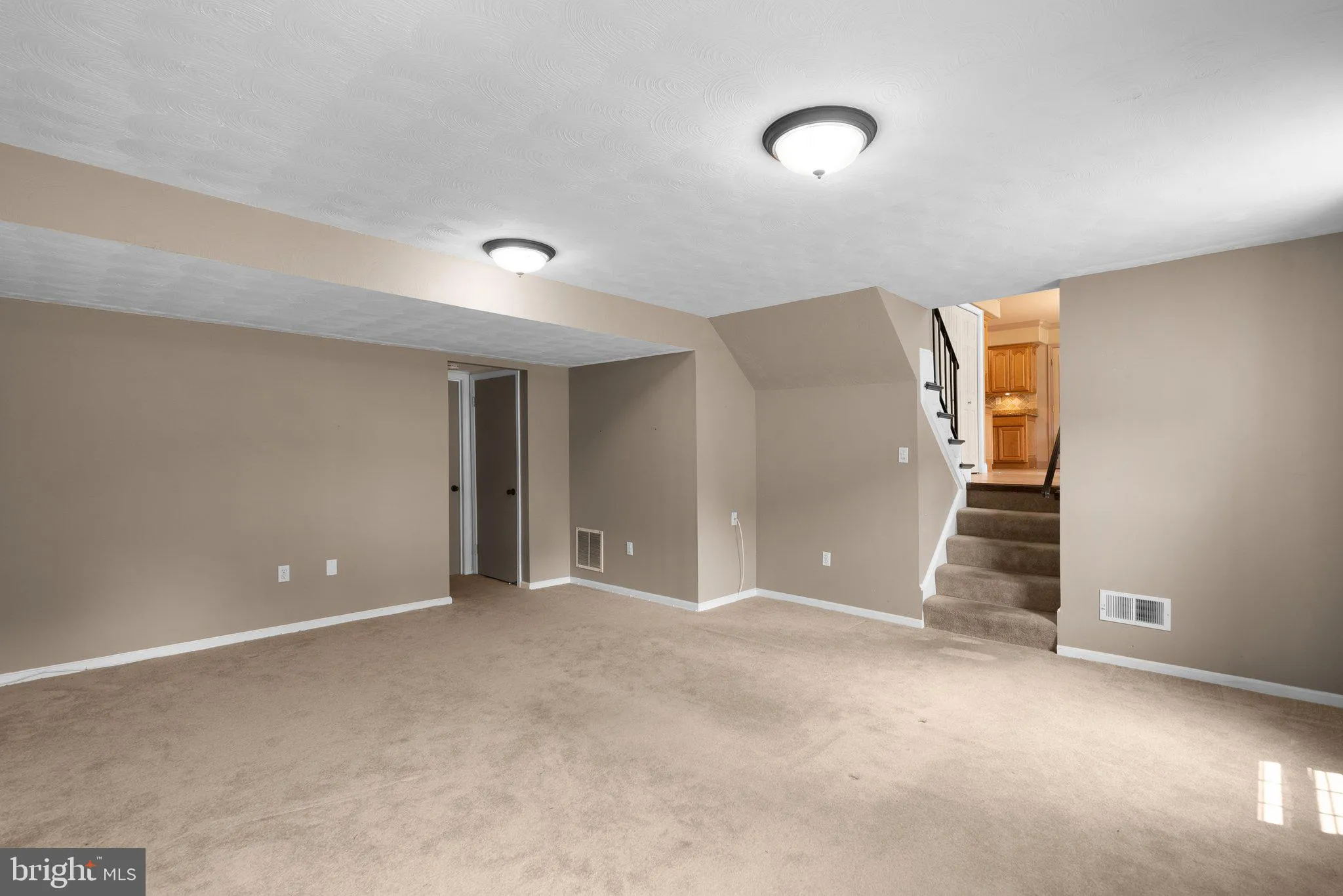 Brookeville, Maryland 20833, United States, 4 Bedrooms Bedrooms, ,3 BathroomsBathrooms,Residential,Coming Soon,117174