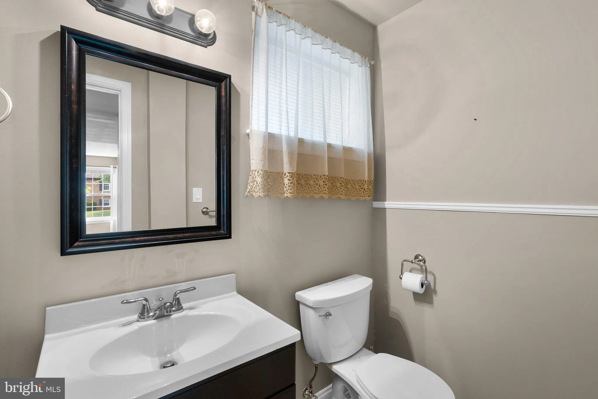 Brookeville, Maryland 20833, United States, 4 Bedrooms Bedrooms, ,3 BathroomsBathrooms,Residential,Coming Soon,117174