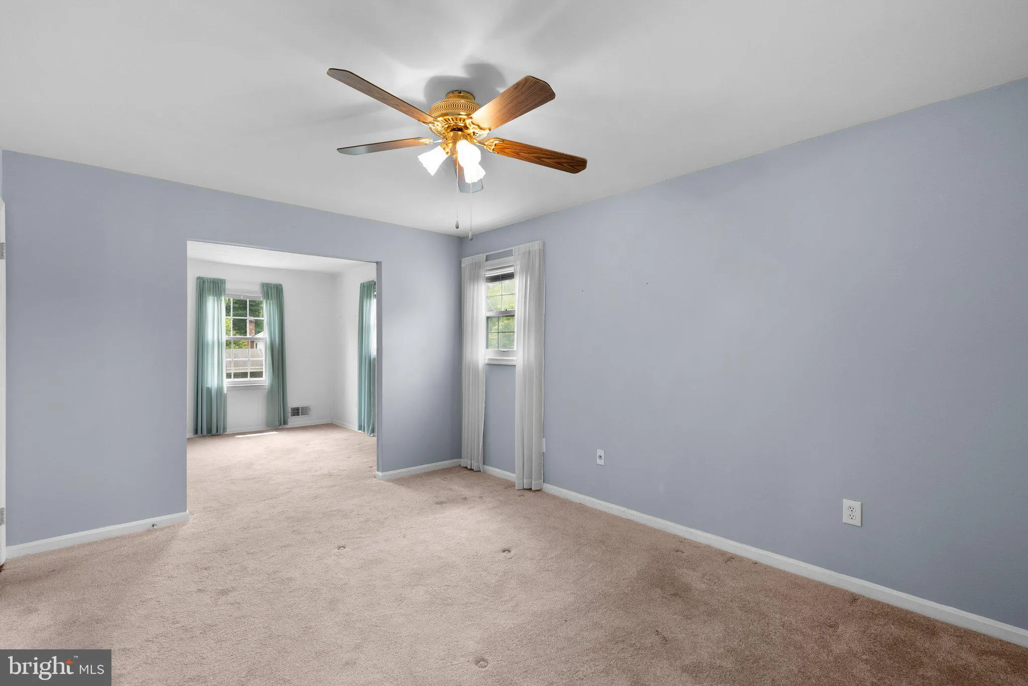 Brookeville, Maryland 20833, United States, 4 Bedrooms Bedrooms, ,3 BathroomsBathrooms,Residential,Coming Soon,117174