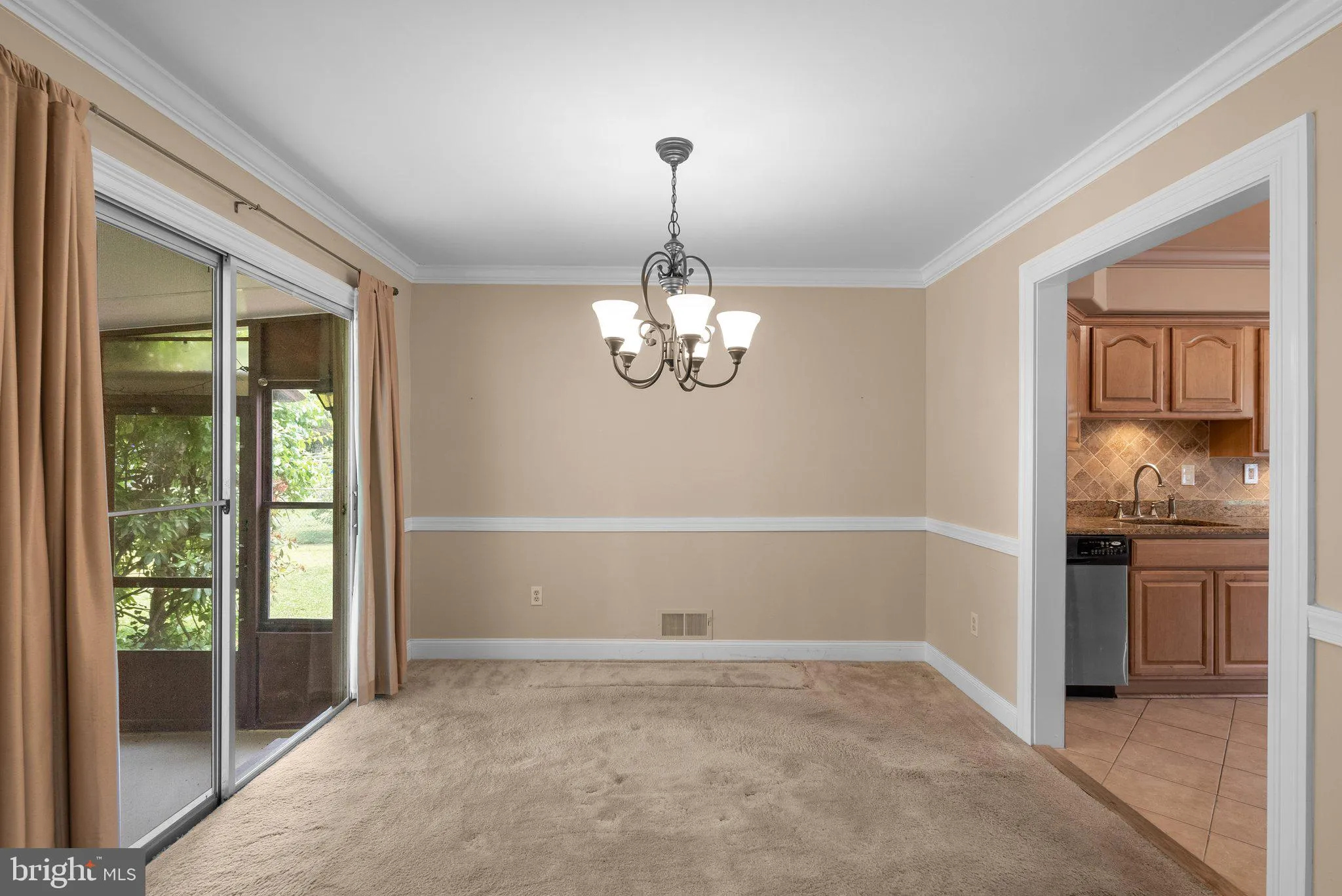 Brookeville, Maryland 20833, United States, 4 Bedrooms Bedrooms, ,3 BathroomsBathrooms,Residential,Coming Soon,117174