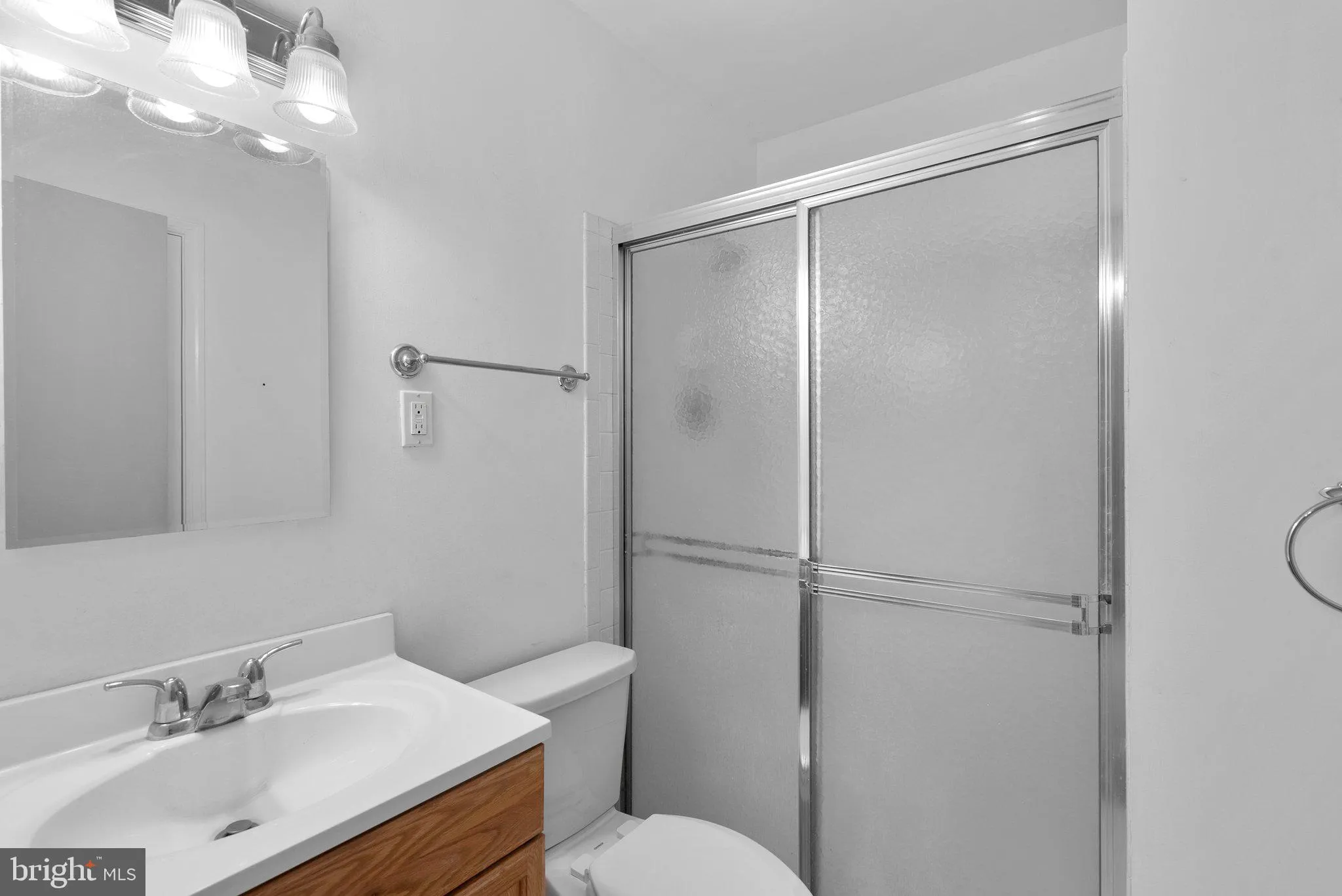 Brookeville, Maryland 20833, United States, 4 Bedrooms Bedrooms, ,3 BathroomsBathrooms,Residential,Coming Soon,117174