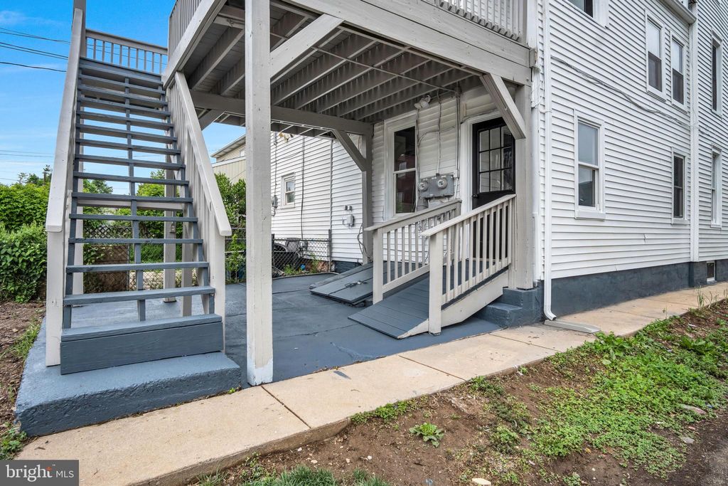 Photo of 1426 W Filbert Street #2, YORK, PA 17404 (MLS # PAYK2095072)