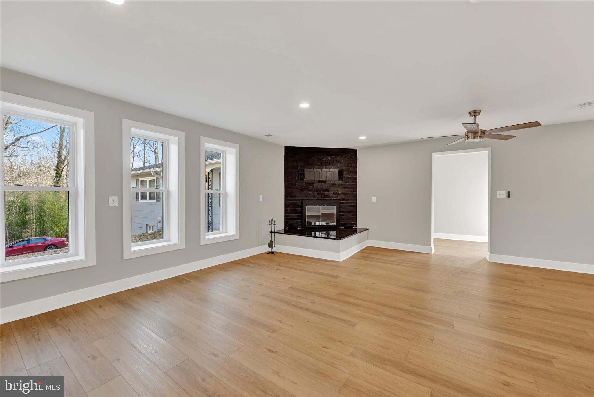 WATERBURY HEIGHTS - Residential