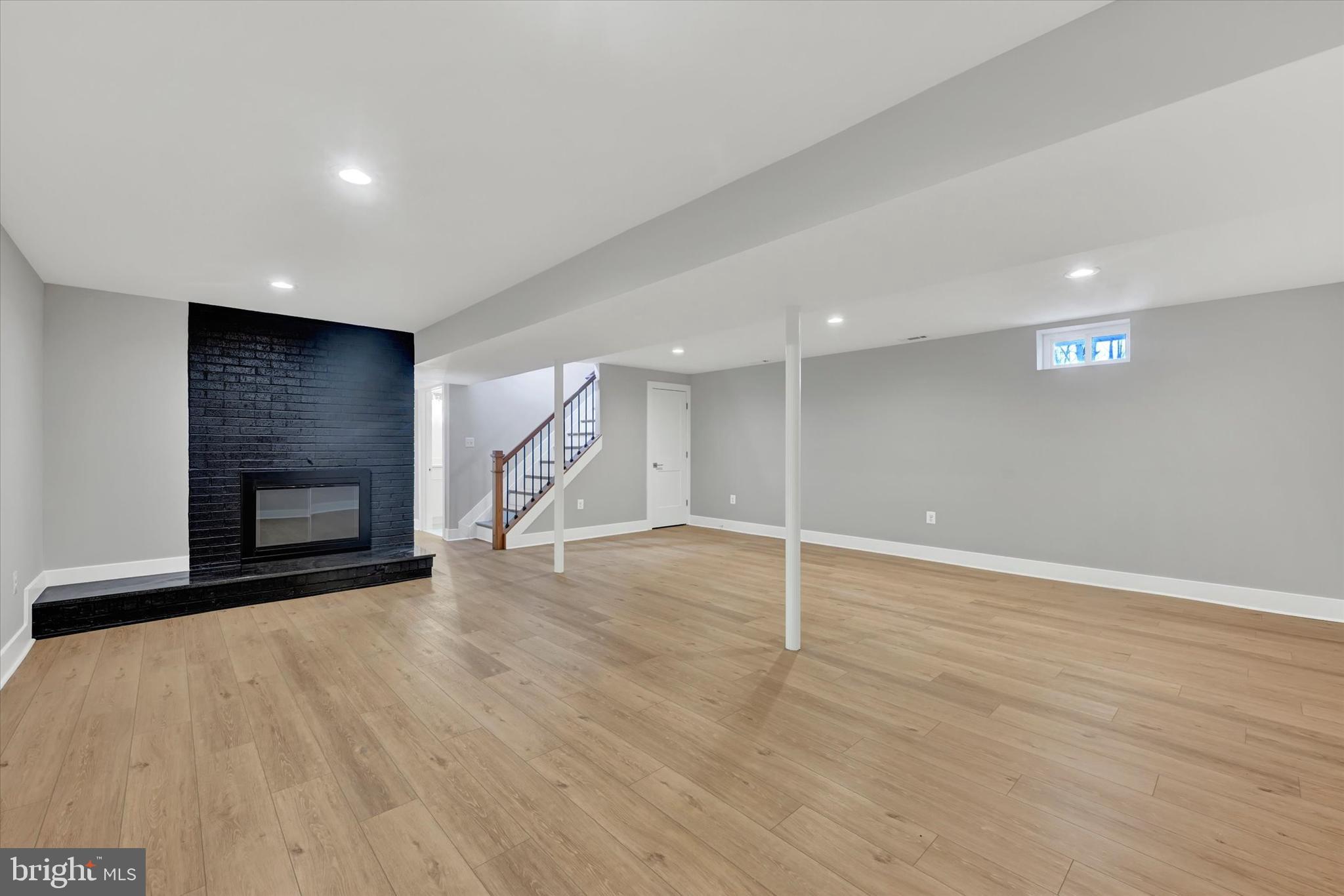 WATERBURY HEIGHTS - Residential