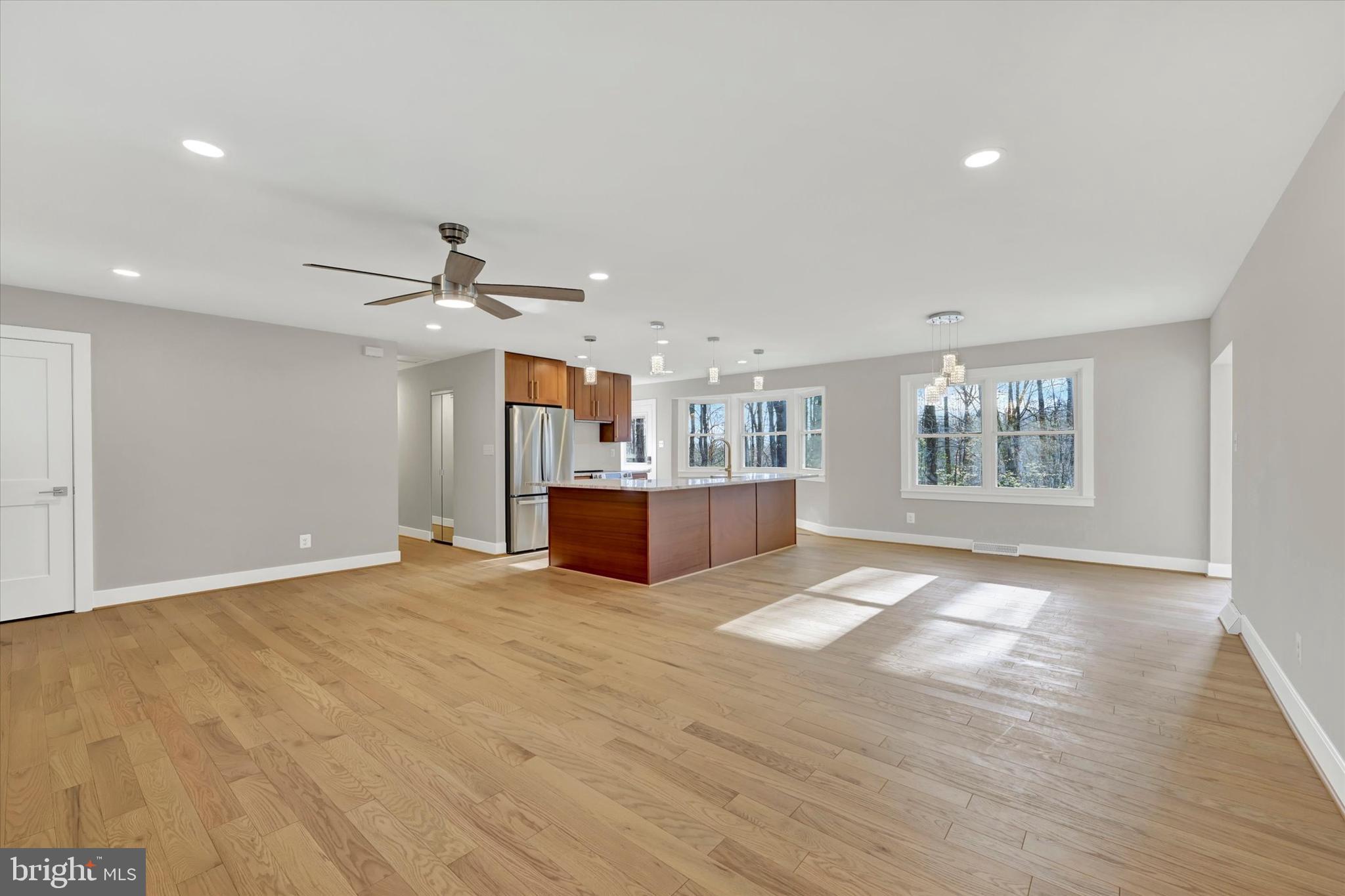 WATERBURY HEIGHTS - Residential