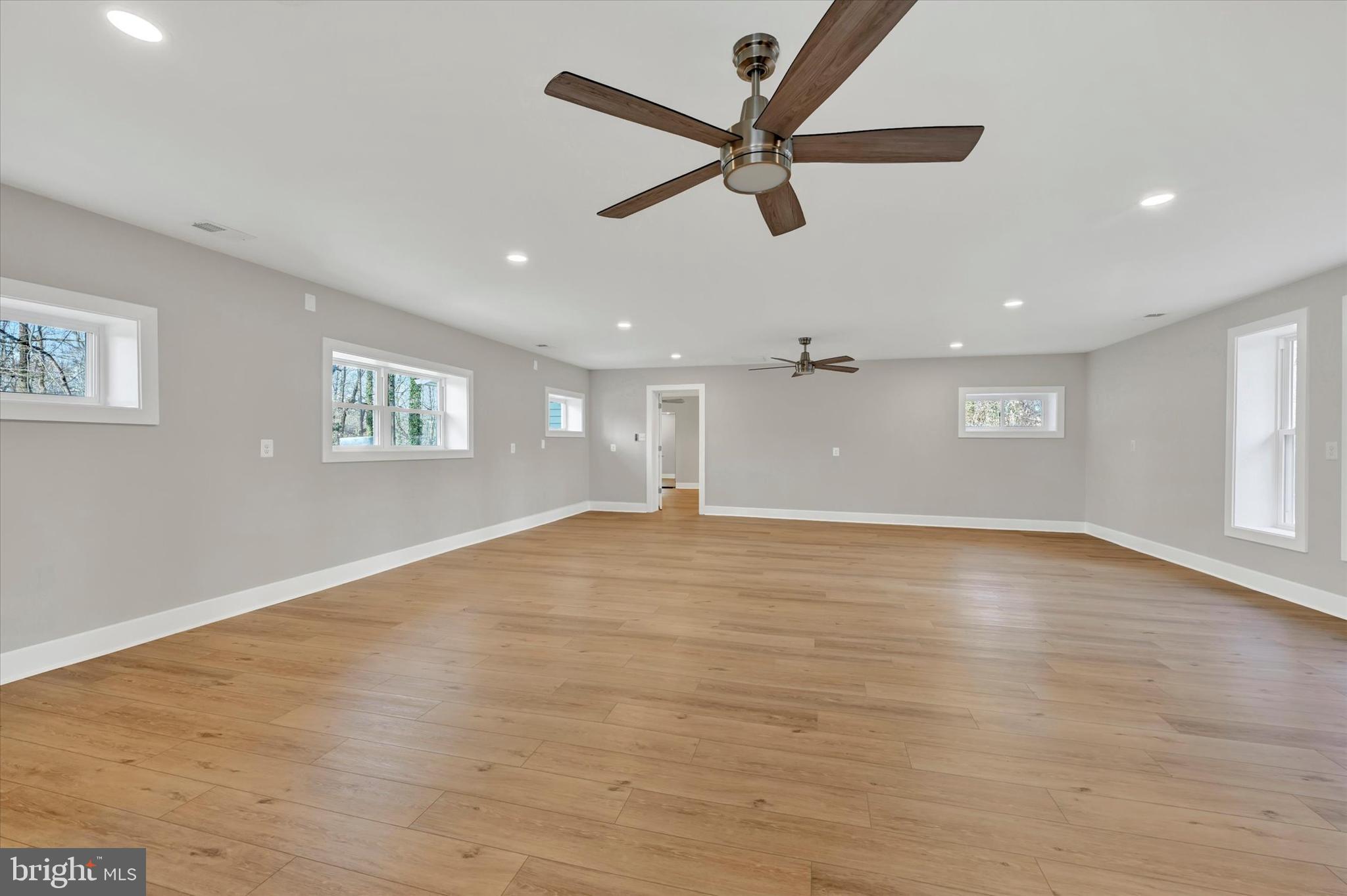 WATERBURY HEIGHTS - Residential