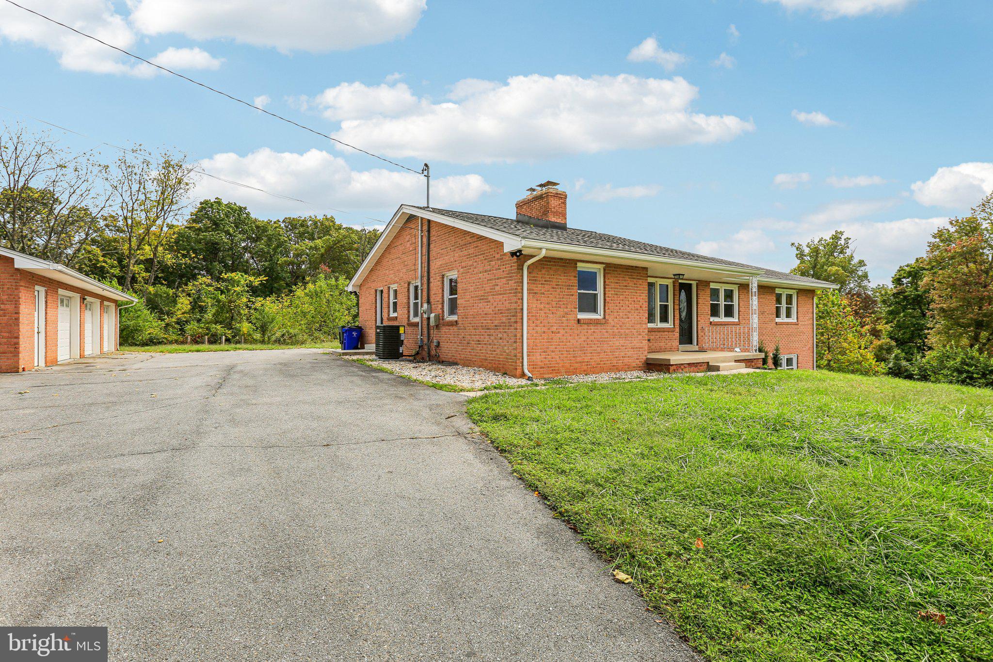15474 ROXBURY ROAD