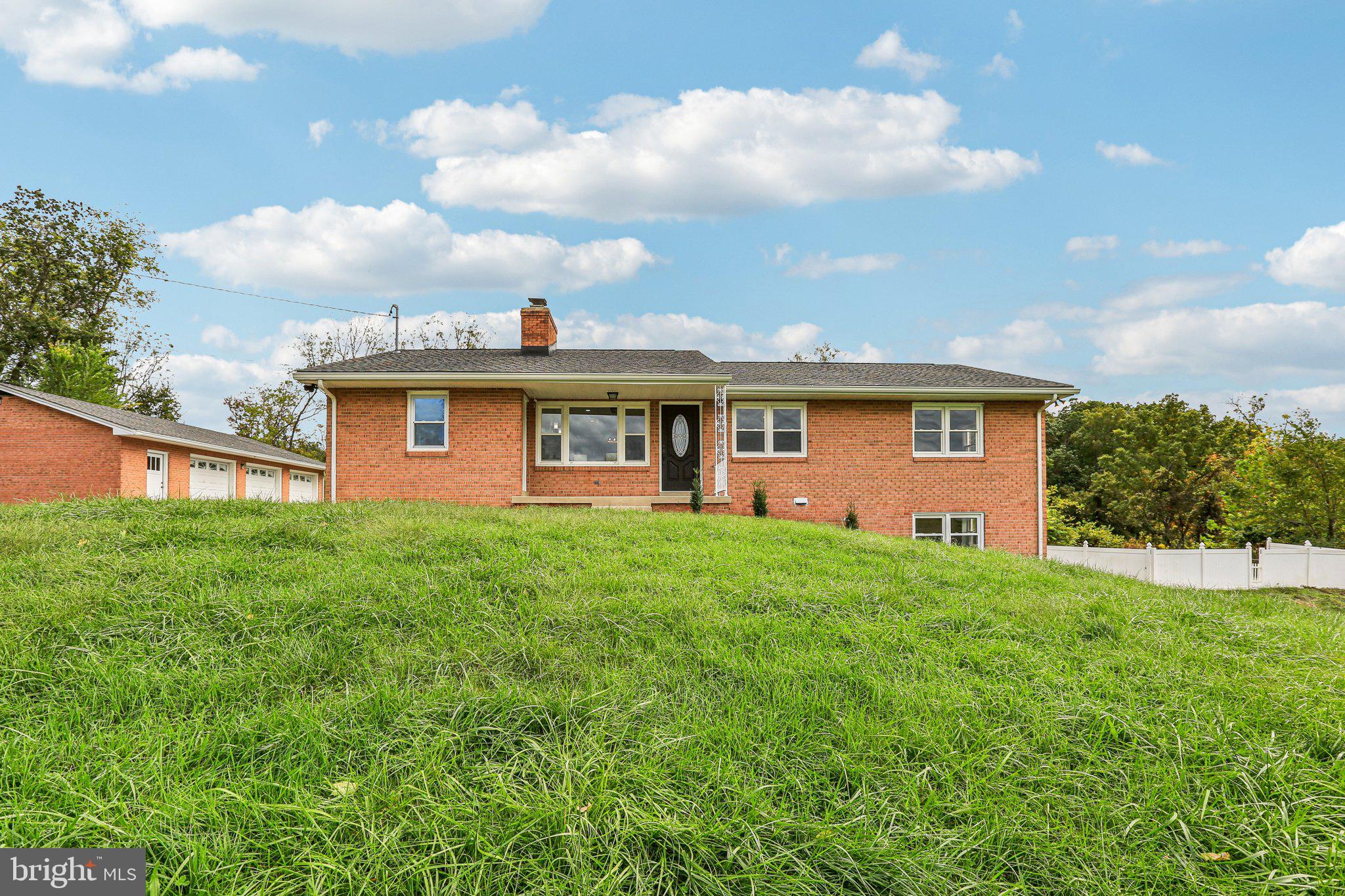 15474 ROXBURY ROAD