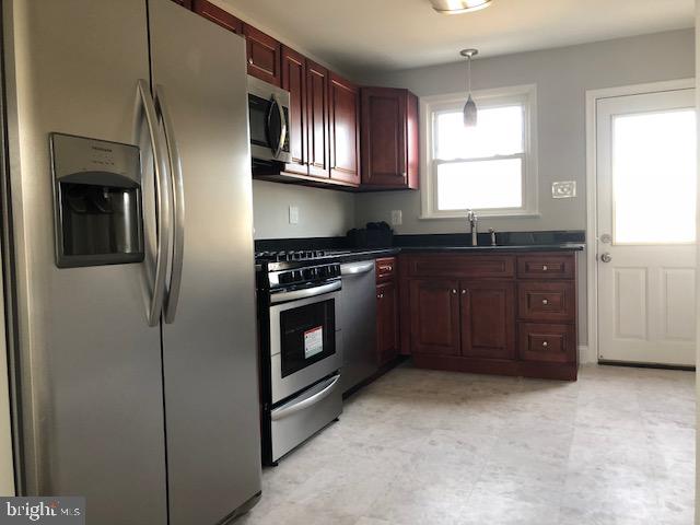 RIVIERA BEACH - Residential