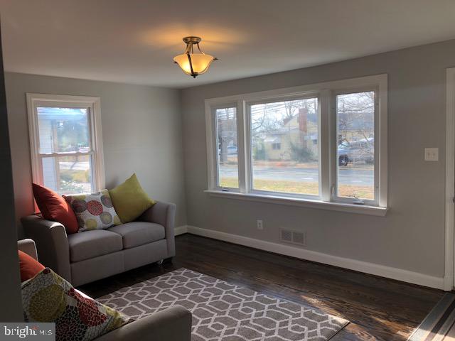 RIVIERA BEACH - Residential