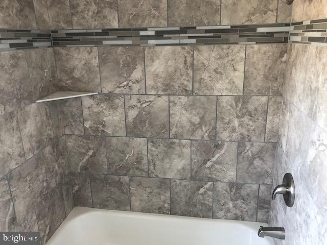 RIVIERA BEACH - Residential