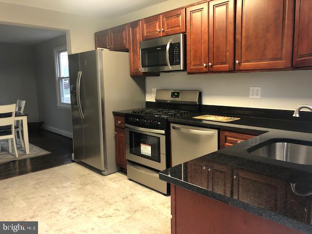 RIVIERA BEACH - Residential