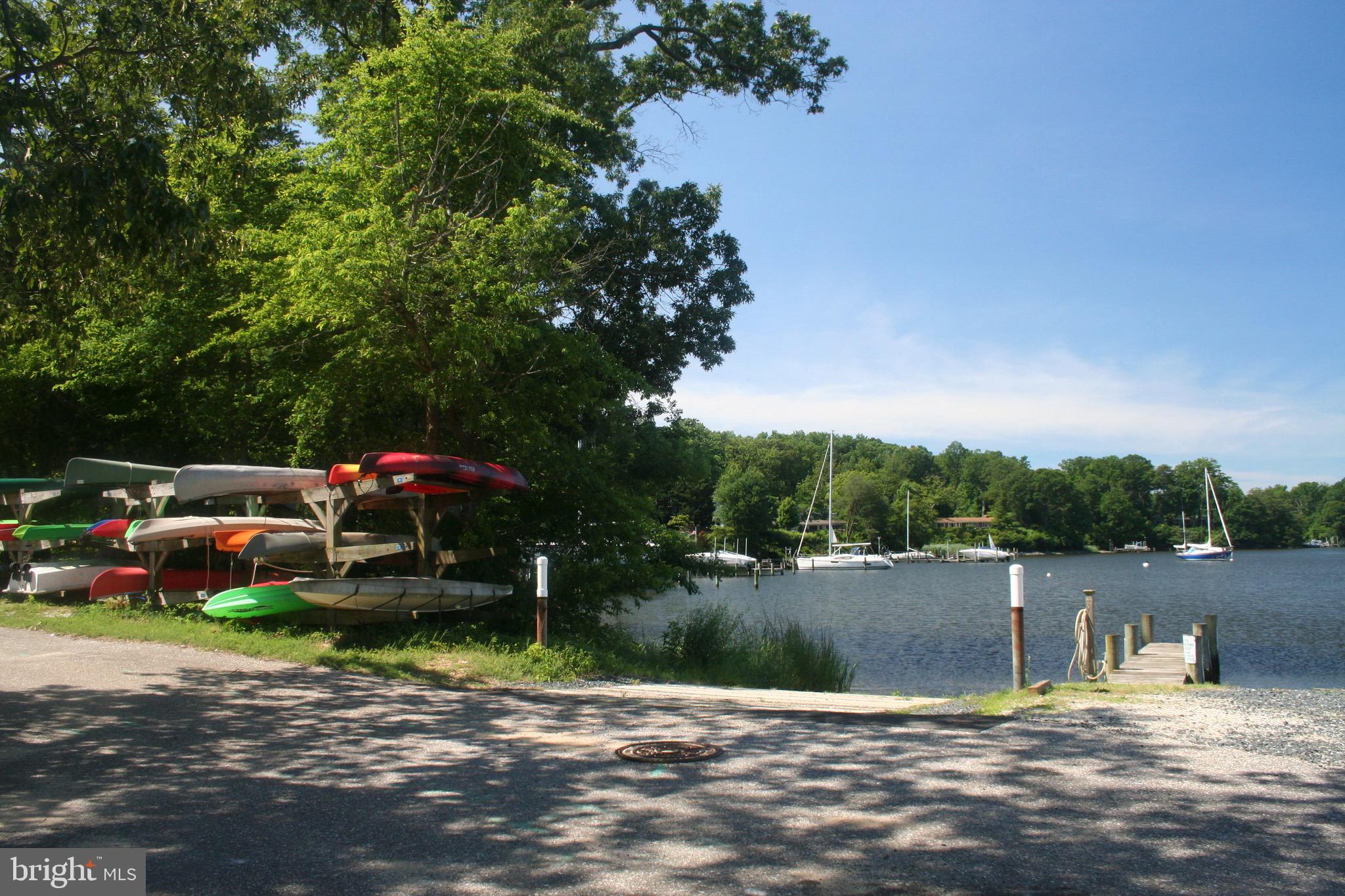 TWIN HARBORS - Residential