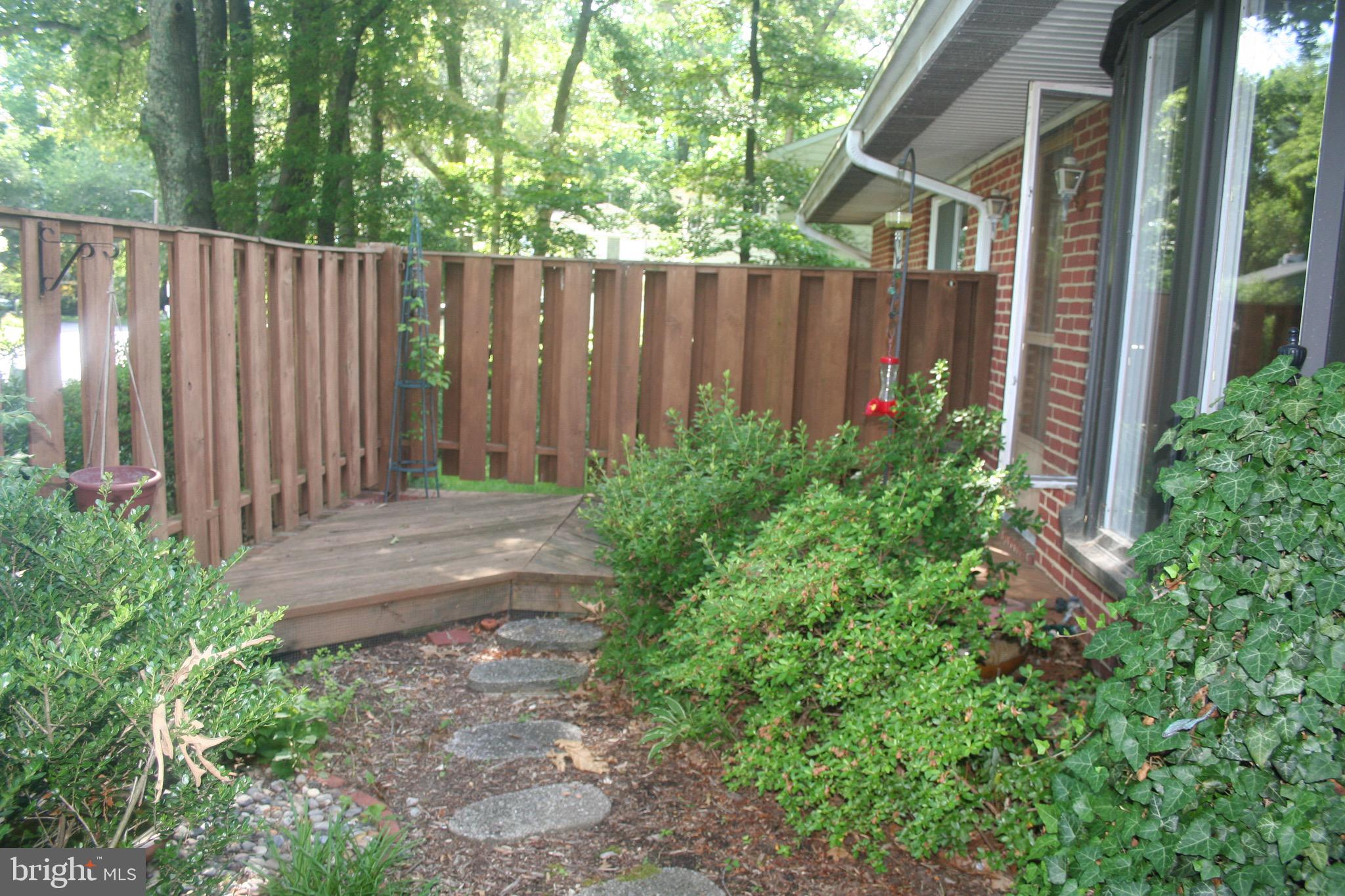 TWIN HARBORS - Residential