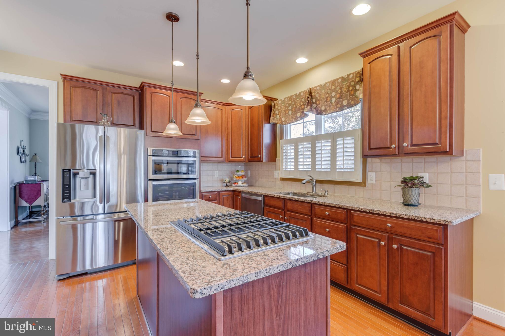 DOMINION VALLEY COUNTRY CLUB - Residential