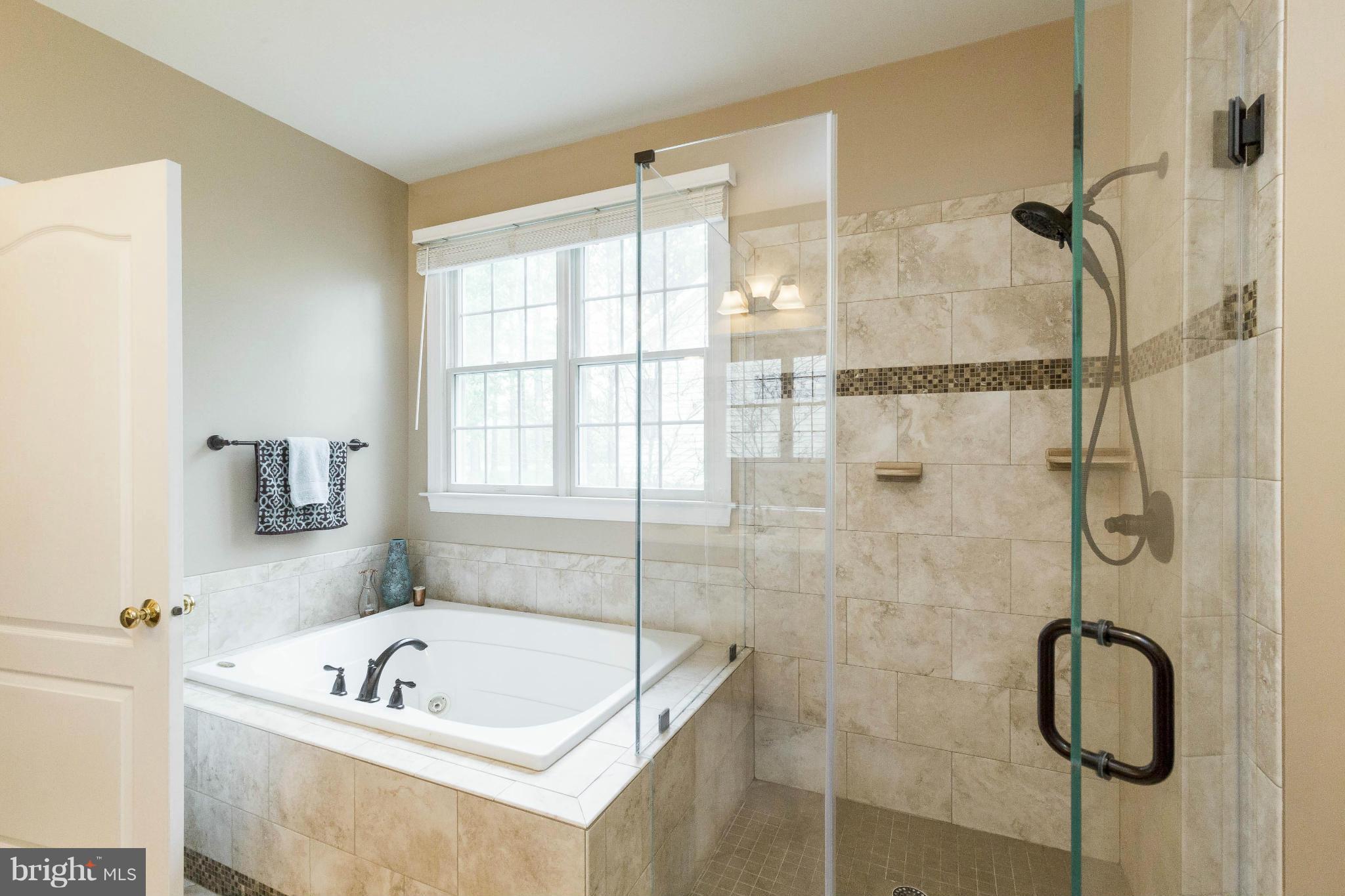 DOMINION VALLEY COUNTRY CLUB - Residential