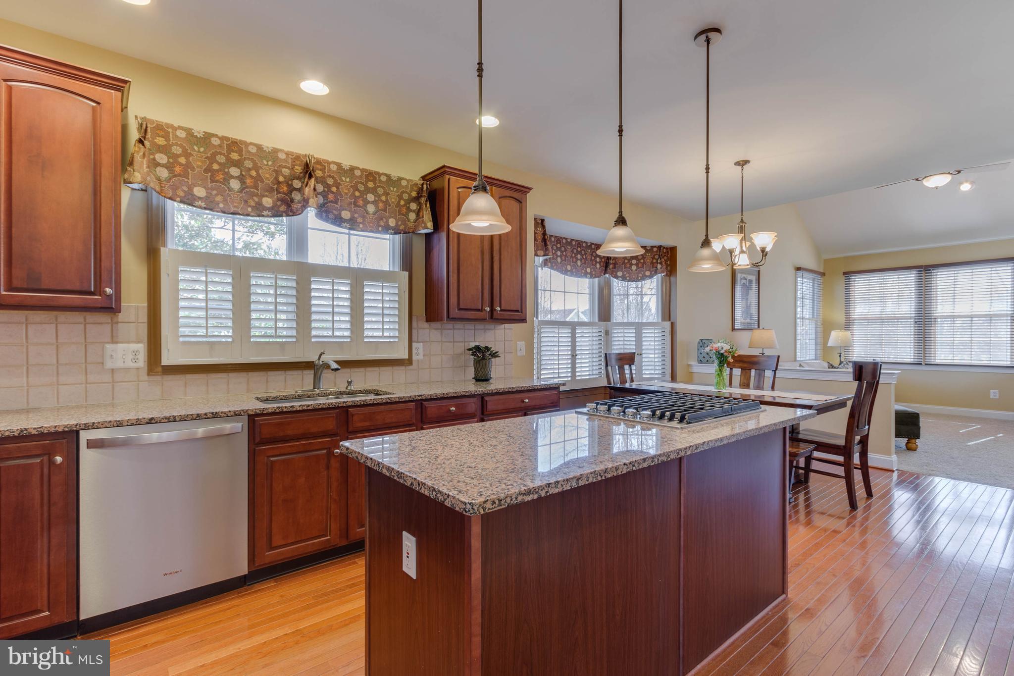 DOMINION VALLEY COUNTRY CLUB - Residential