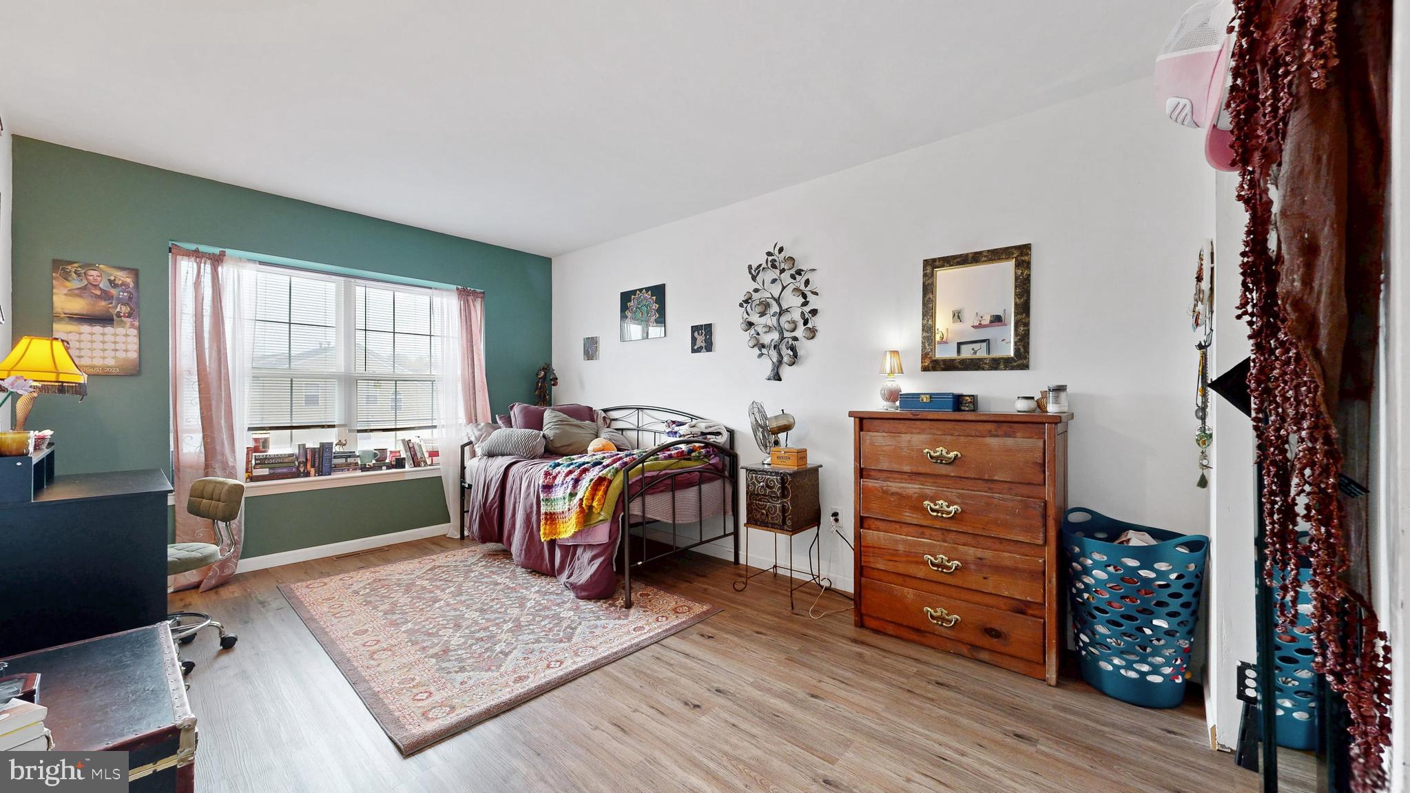 BAY TREE - Residential