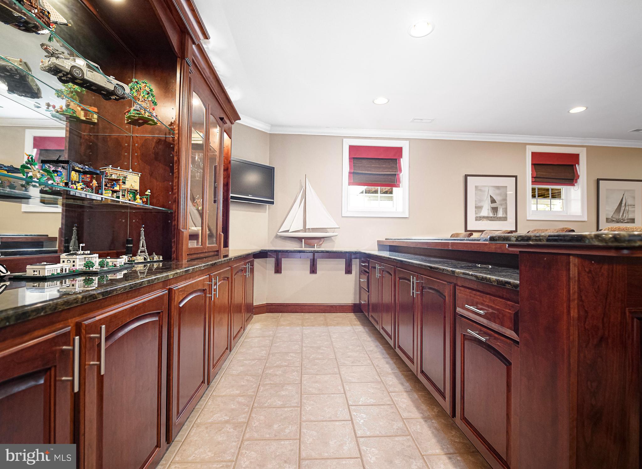 WILLOW CHASE - Residential