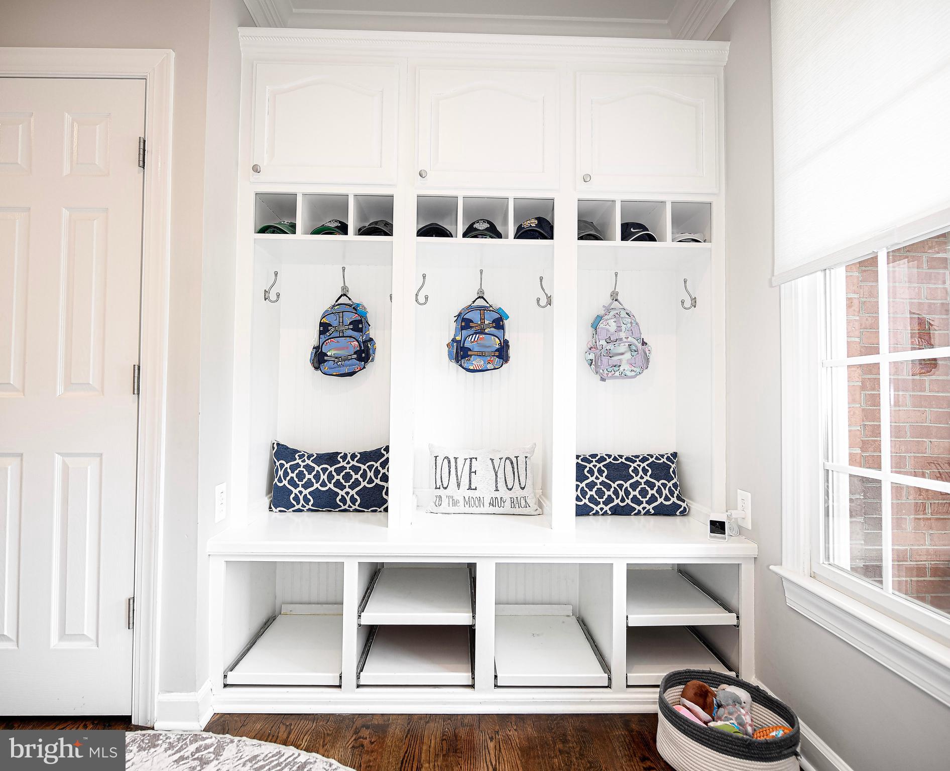 WILLOW CHASE - Residential