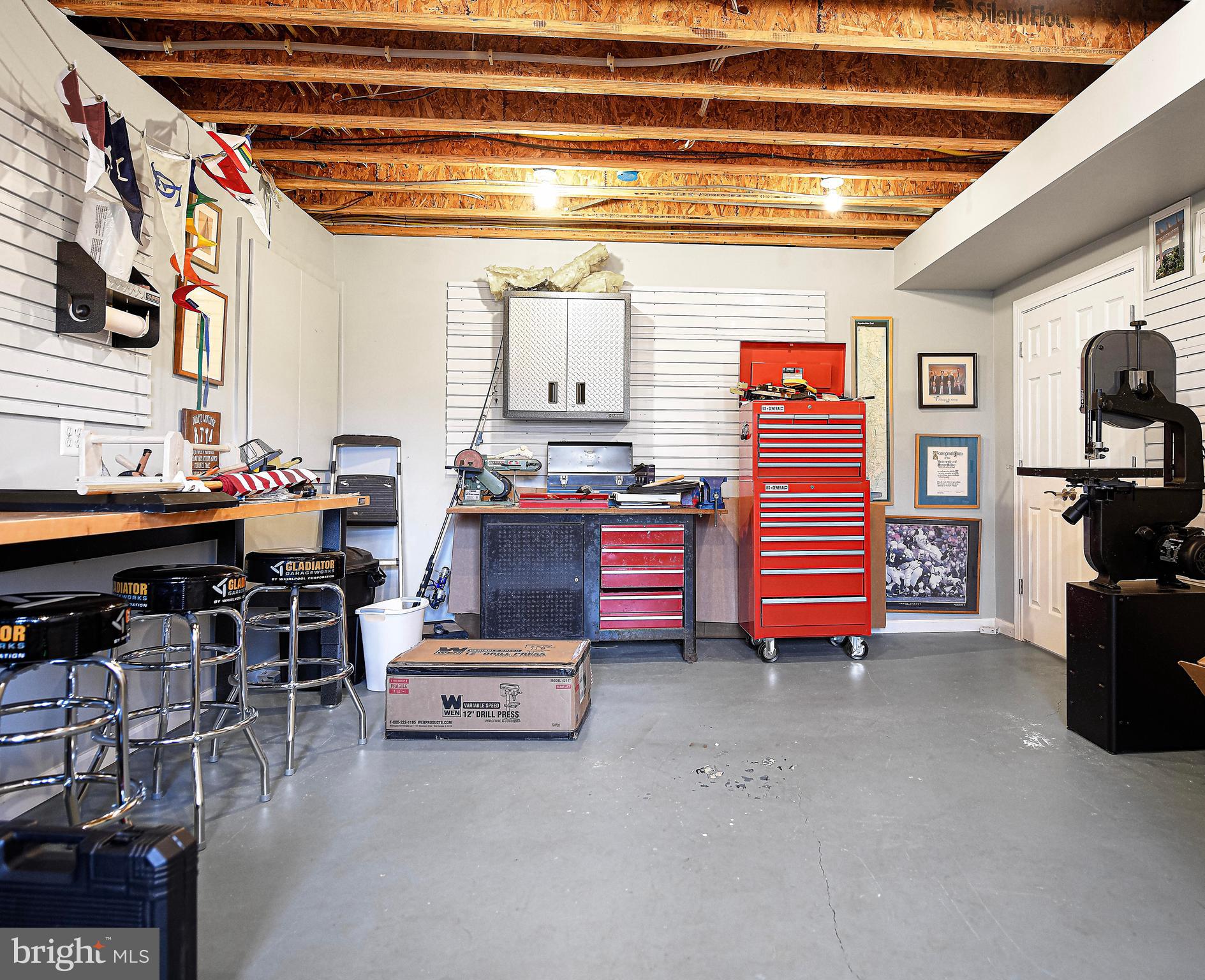 WILLOW CHASE - Residential