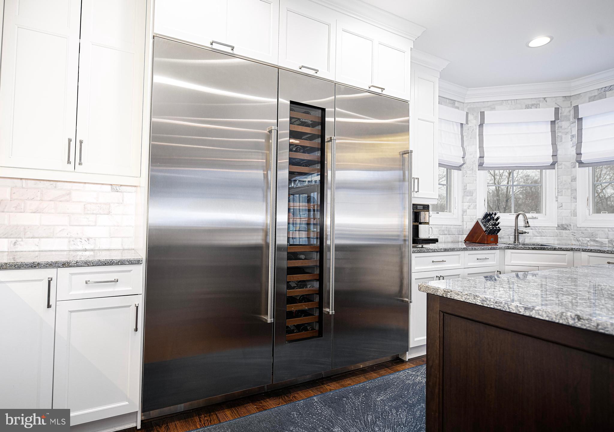 WILLOW CHASE - Residential