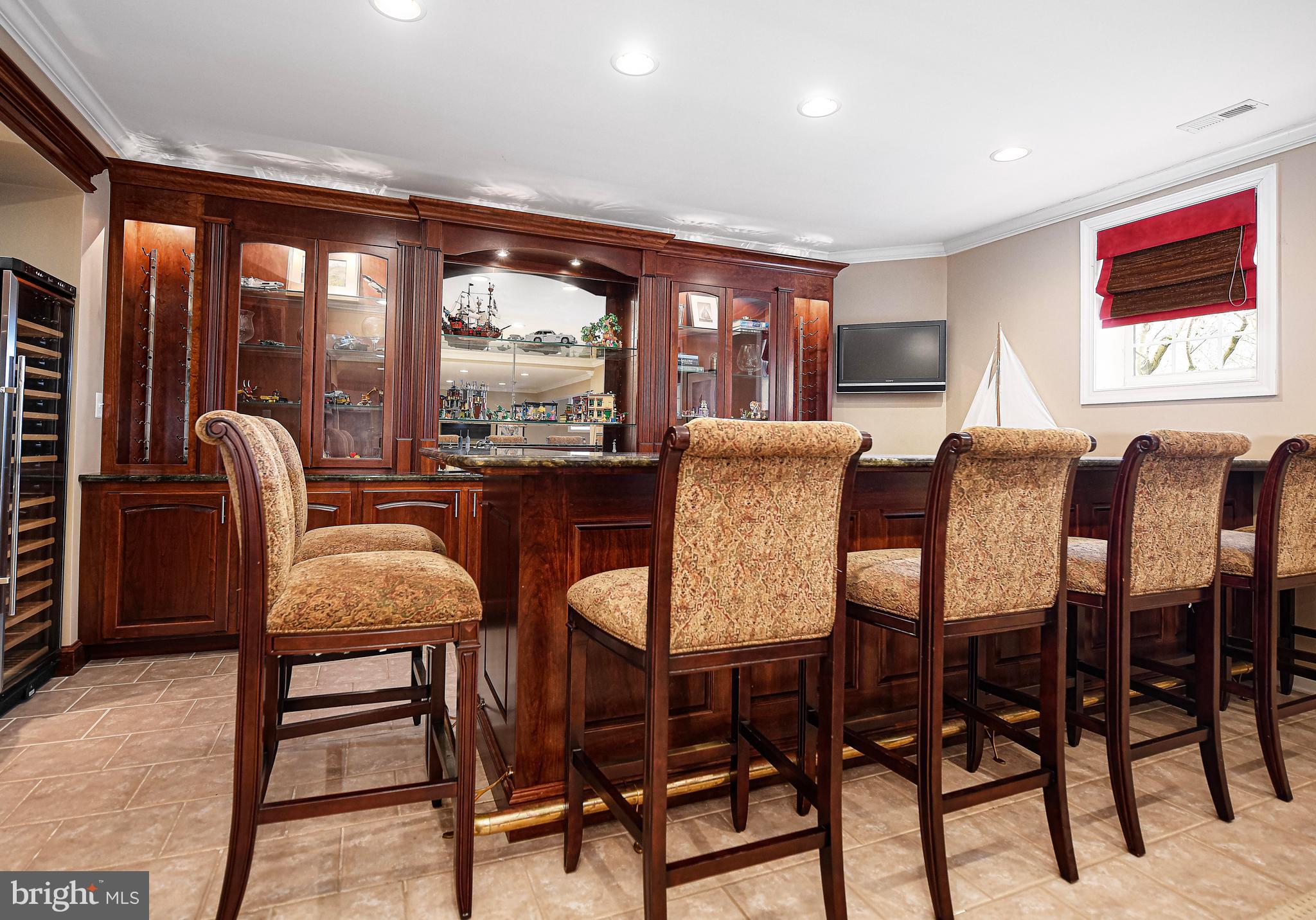 WILLOW CHASE - Residential