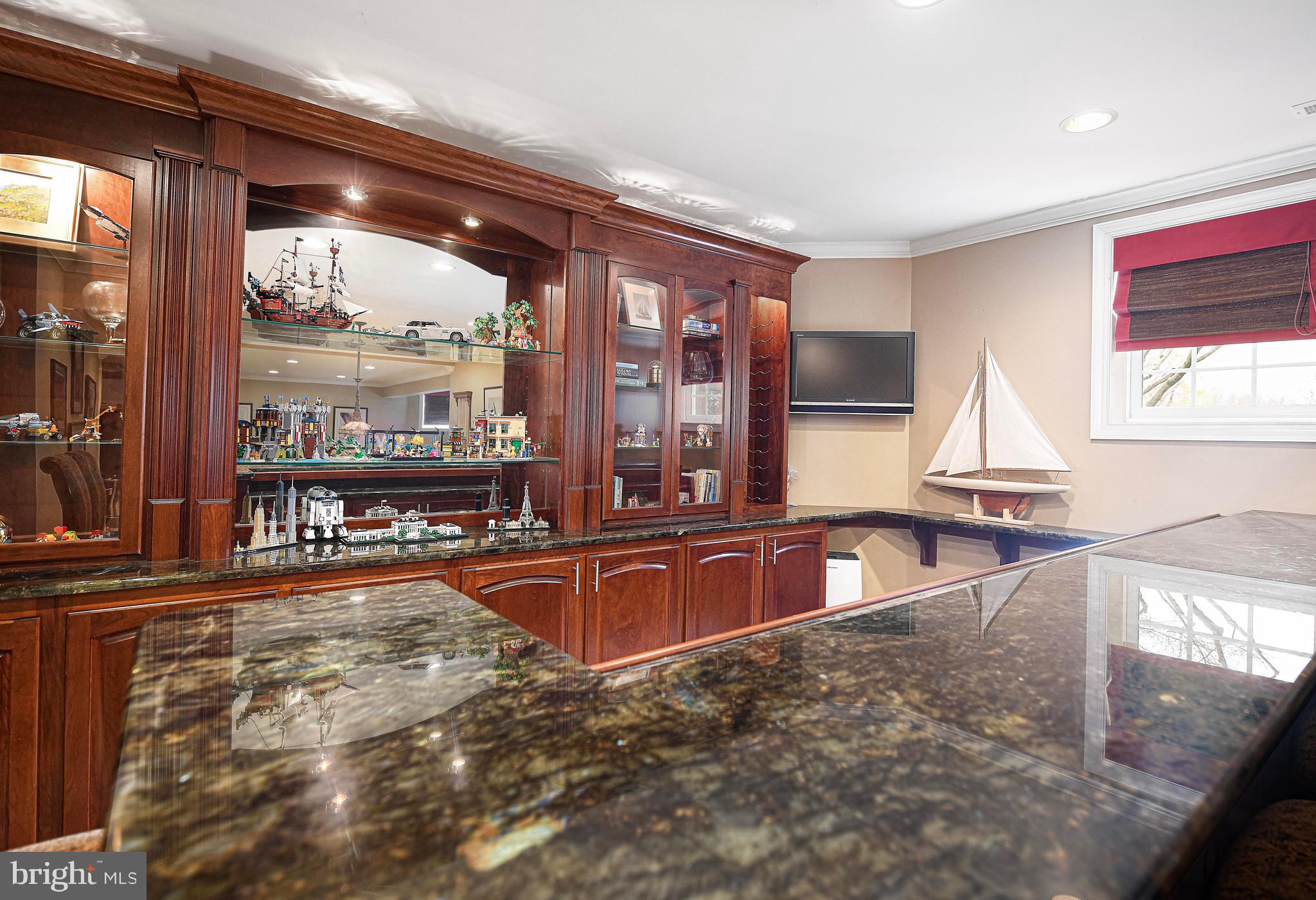 WILLOW CHASE - Residential