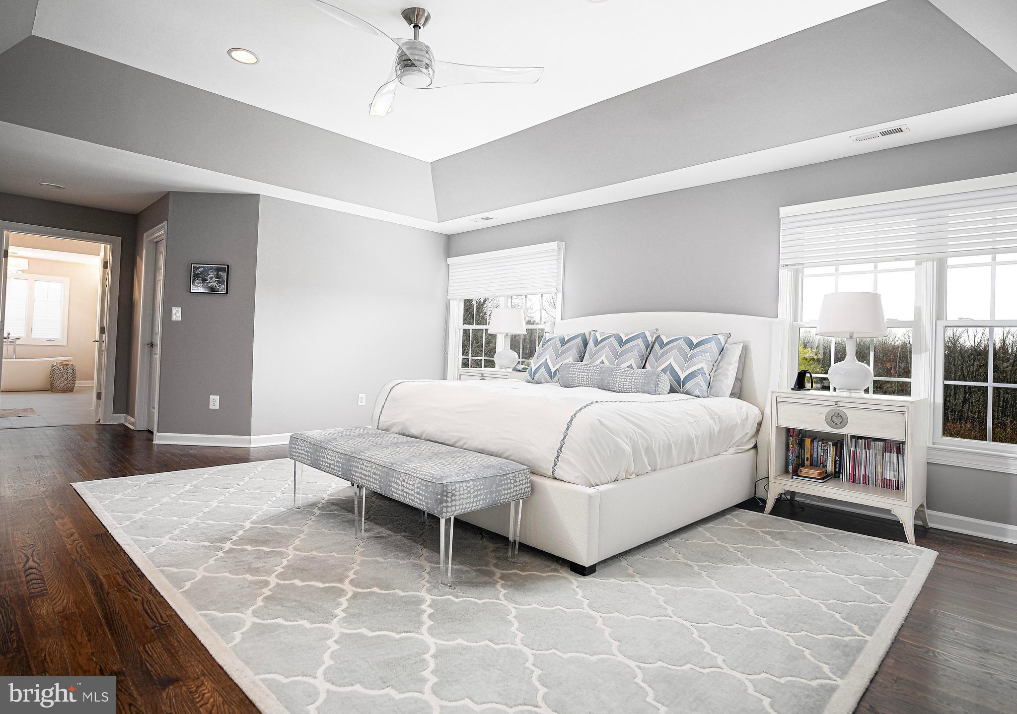 WILLOW CHASE - Residential