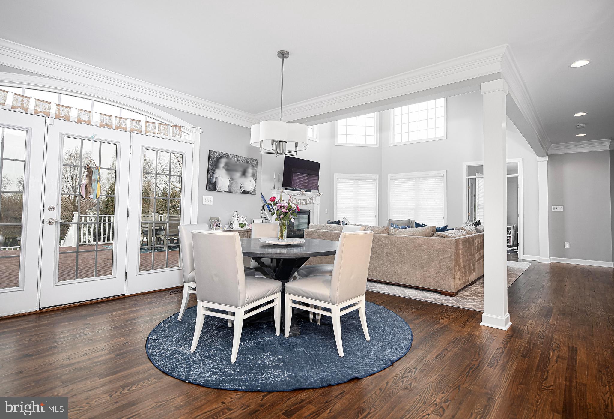 WILLOW CHASE - Residential