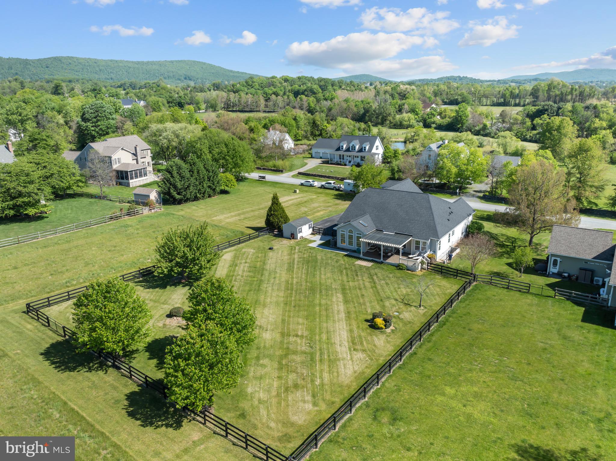 BIRCH HOLLOW HAMLET - Residential
