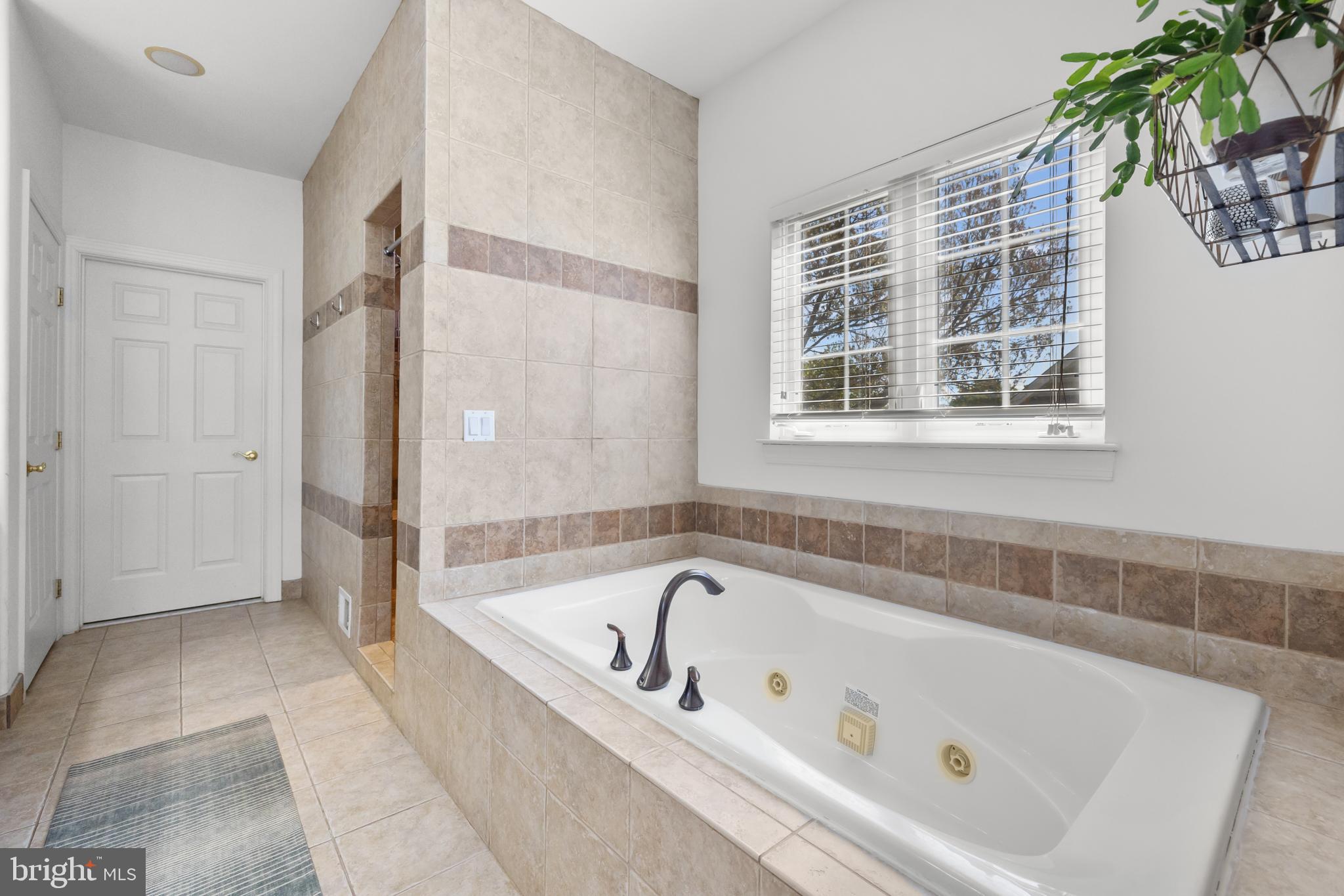 BIRCH HOLLOW HAMLET - Residential